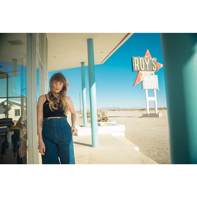 Desert pit stops frozen in time. Thanks for the free location, Mojave. .
.
.
.
#notesfromtheroad #travelphotography #californiaadventure #canon5d3 #canon #igersoftheday #photography #california #shoot #pitstop #motel #cinematography #director #dırect