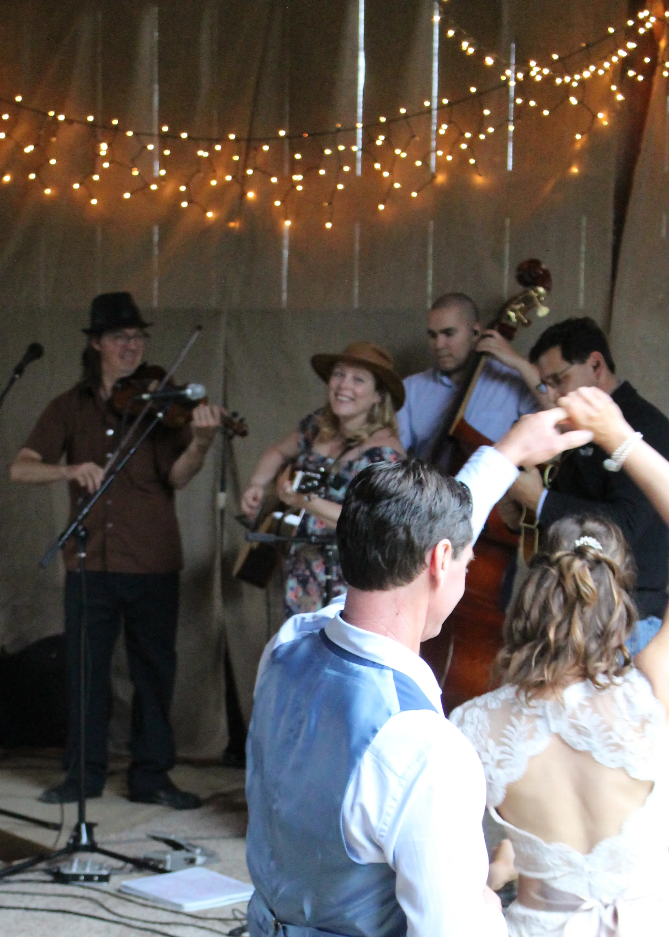 This beautiful wedding was held on a working farm...the sounds of happy sheep in the distance! (Yes, Jes was very pregnant)