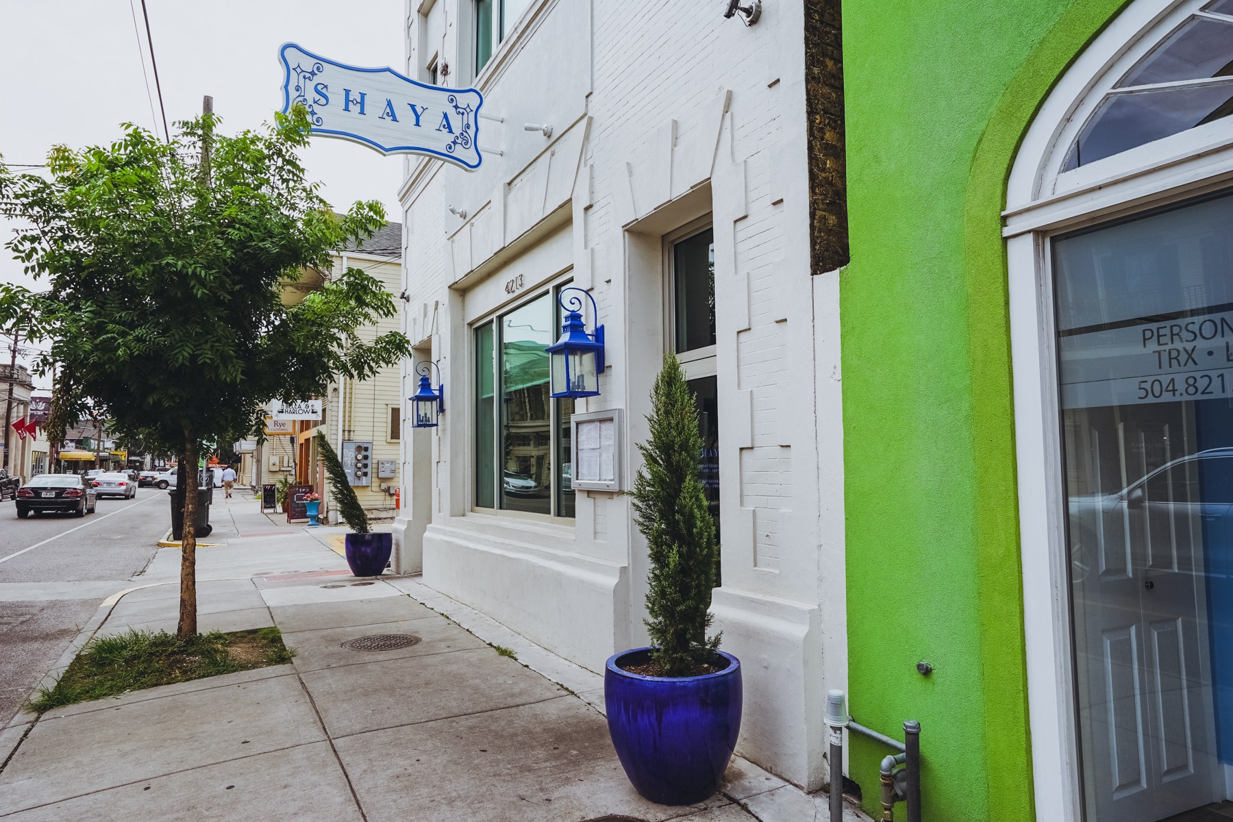Few chefs have defined the post-Katrina years in New Orleans as much as chef Alon Shaya , with his hugely popular downtown venture with chef John Besh – Domenica. Shaya’s fresh and modern take on his Israeli roots at his namesake restaurant Shaya (4213 Magazine Street); the wood-fired pizza ovens of Pizza Domenica (4933 Magazine St.) is another great dining spot on a street full of food and drinks. Other favorite spots along the street include Lilette (3637 Magazine St.) and its next door late-night wine and snack spot Bouligny Tavern , plus Coquette (2800 Magazine St.), La Petite Grocery (4238 Magazine St.), newly opened Italian eatery Avo (5908 Magazine St.) and Japanese ramen and American pie (two great foods that go great together) spot Noodle & Pie (741 State Street at Magazine St.)