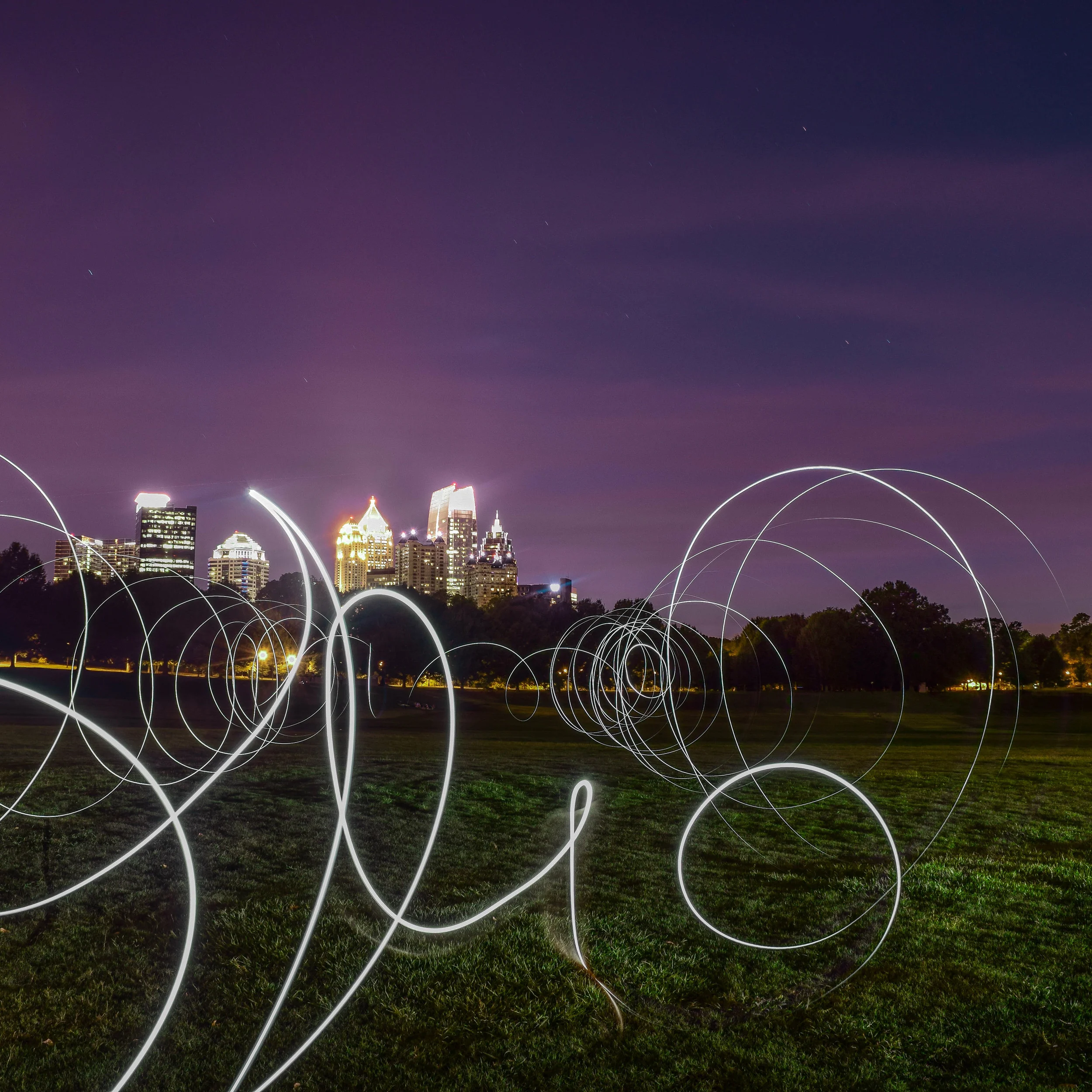piedmontparkphonelight (1 of 1).jpg