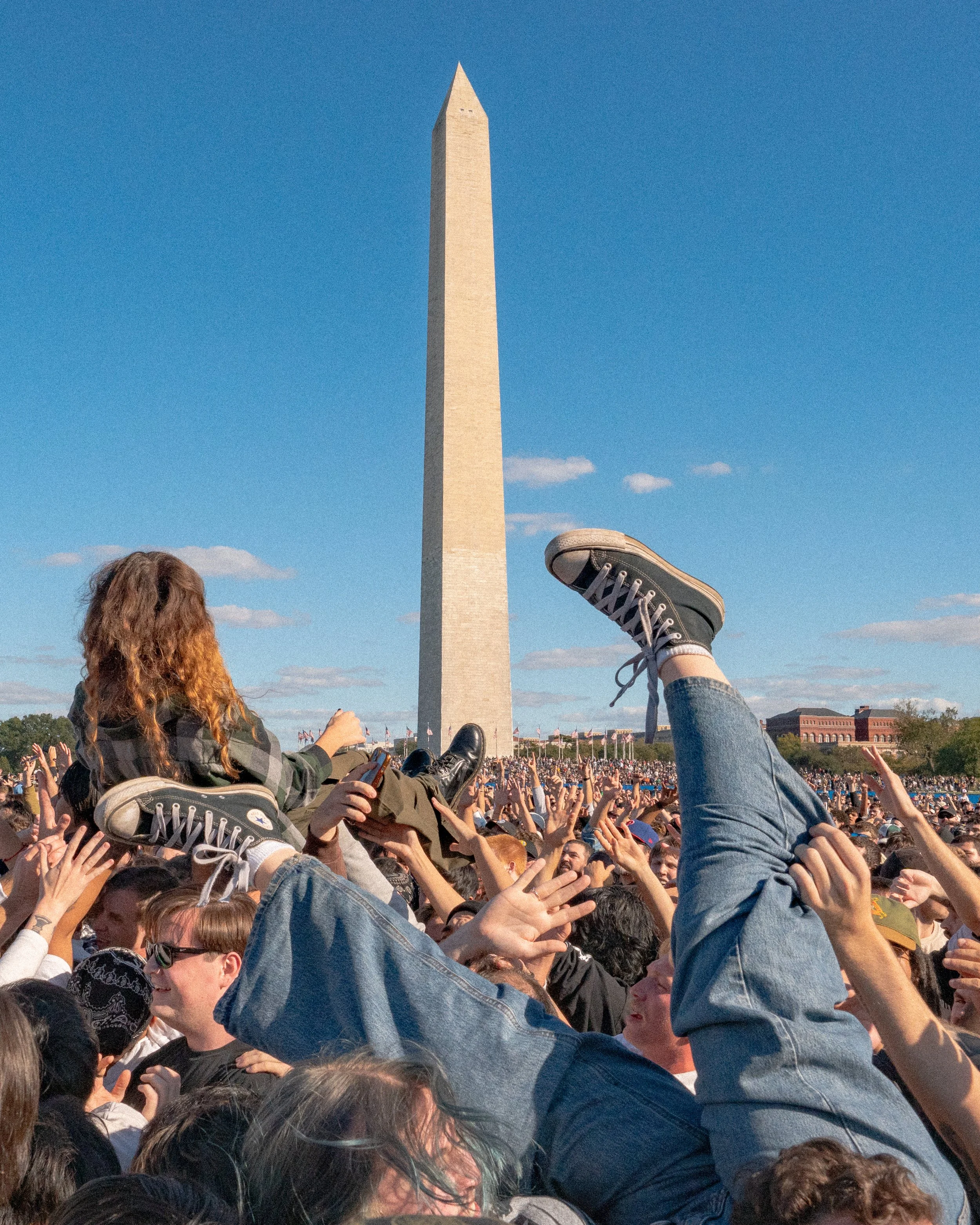 washingtondc-turnstile-crowdsurf.jpg