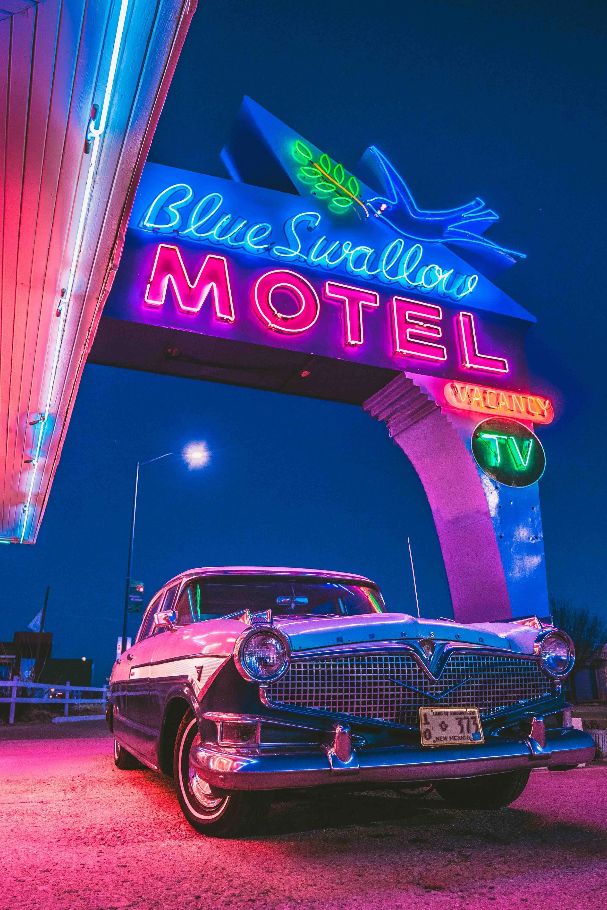 NewMexico-Tucumcari-BlueSwallow.jpg