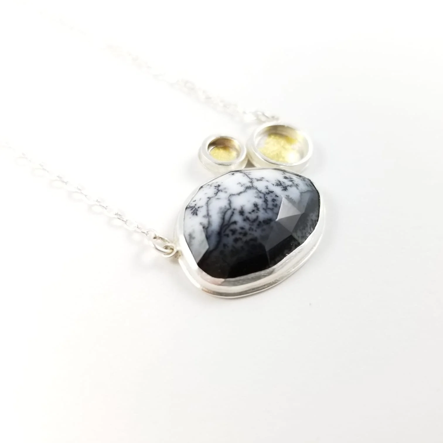 dendritic opal and two keum boo necklace