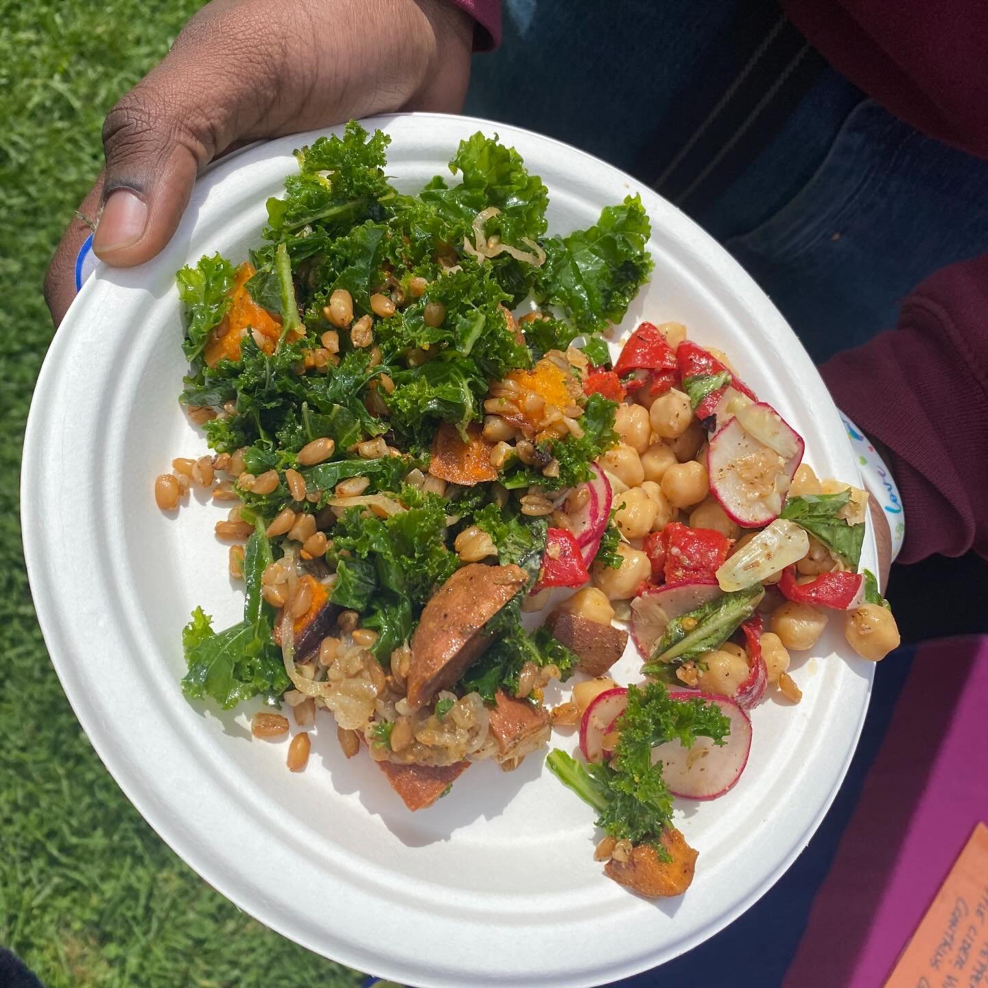 We are so happy to be out with @happycartvegan today at this beautiful MayDay free event in Kingston&hellip; so many beautiful folks here with incredible support orgs, like @cosmicdoghousepress , @blackbirdinfoshop , @phoenixwebcollective and @homeho