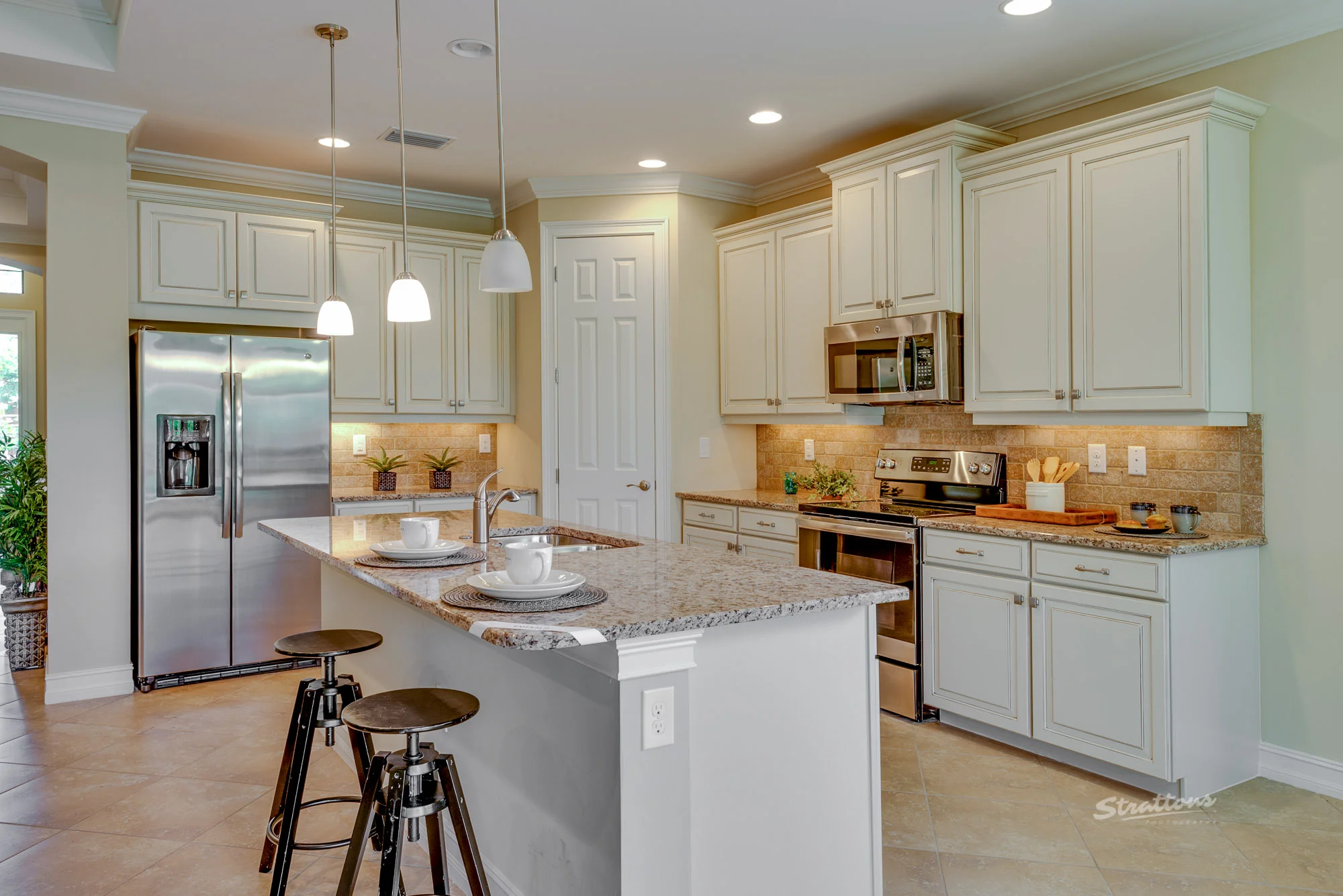 1453AlhambraKitchen.jpg