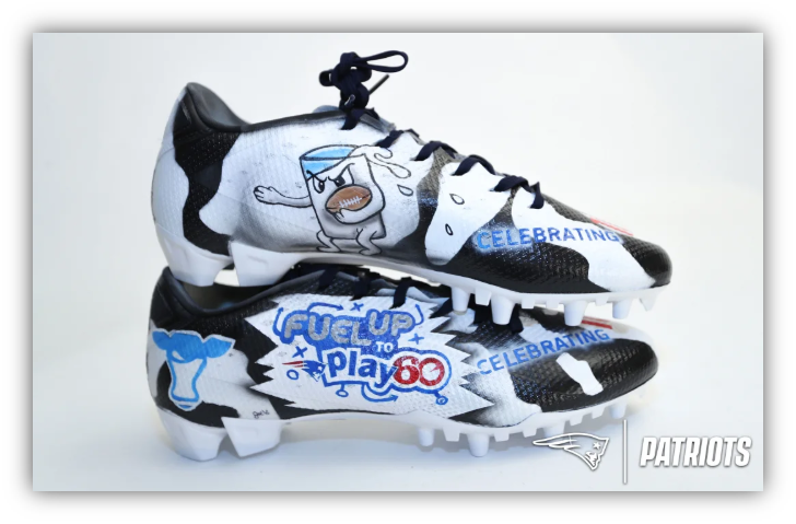 Nate Ebner Cleats.png