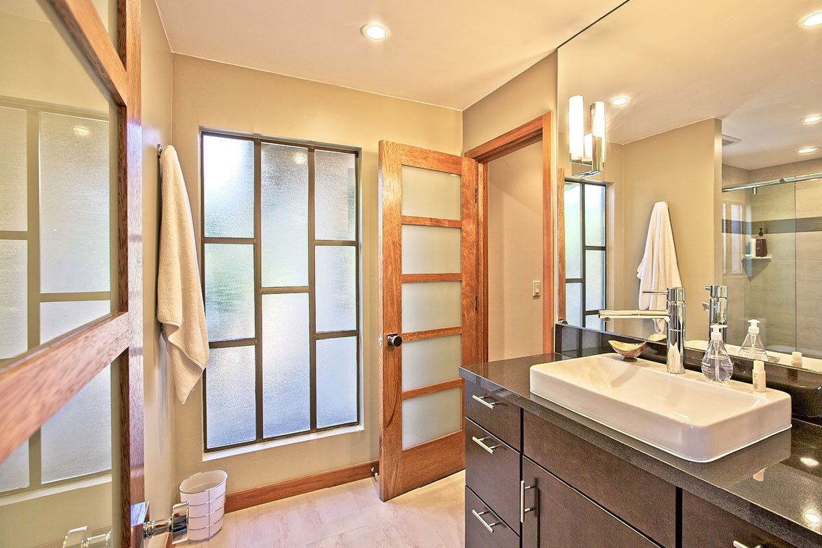 masterbath.jpg