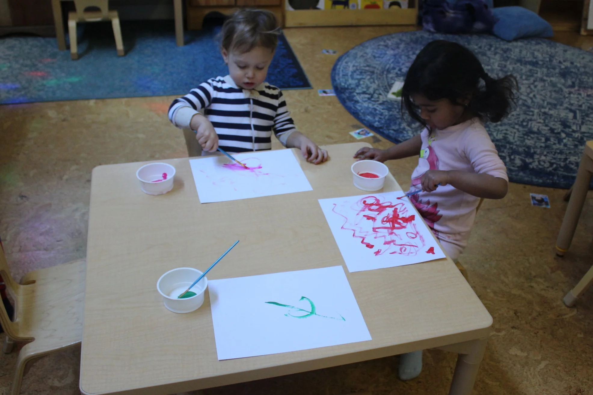  Exploring and revisiting painting with one color tempera paint helps children recognize, identify and recollect colors.   