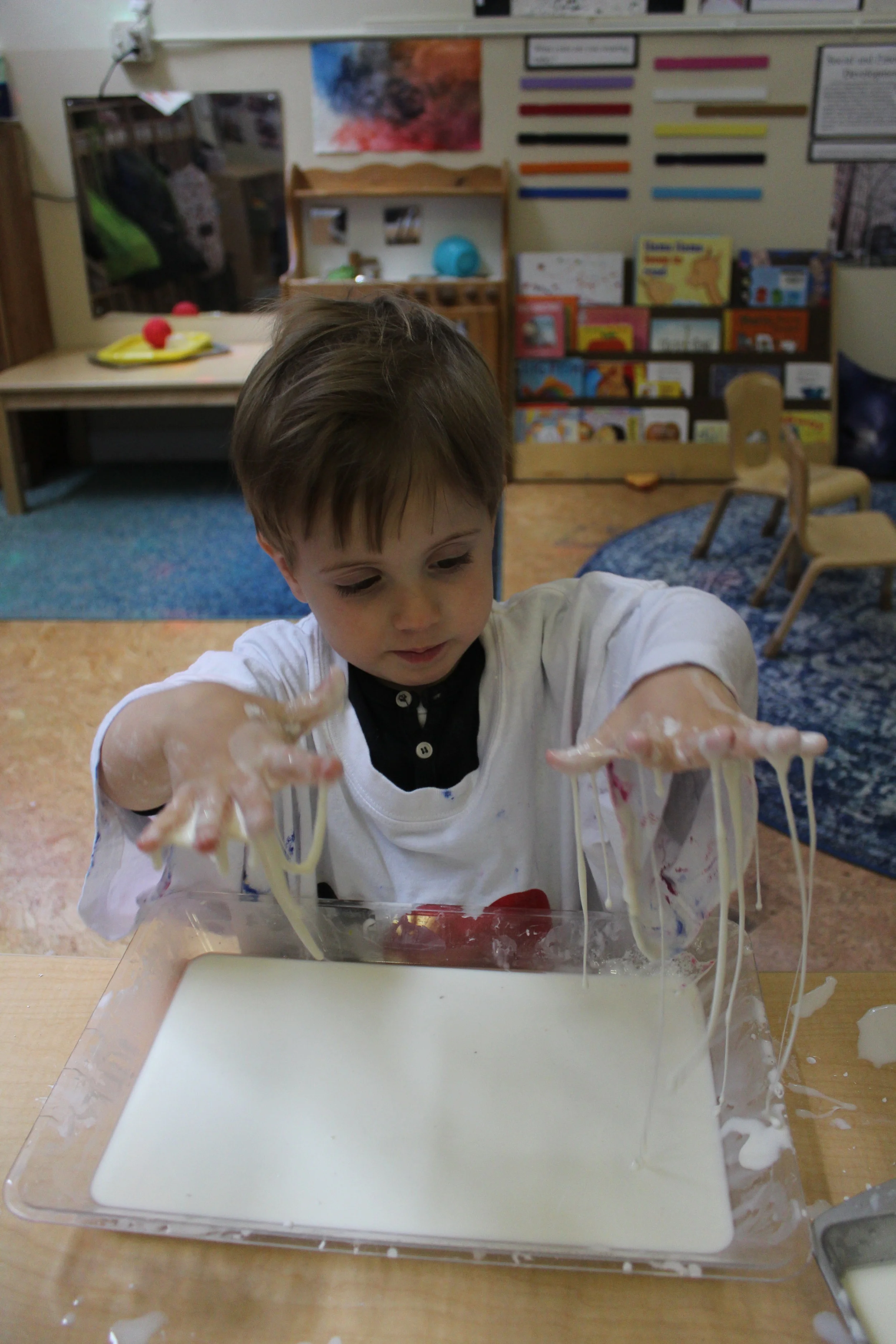  Exploring Oobleck (cornstarch and water)!! 