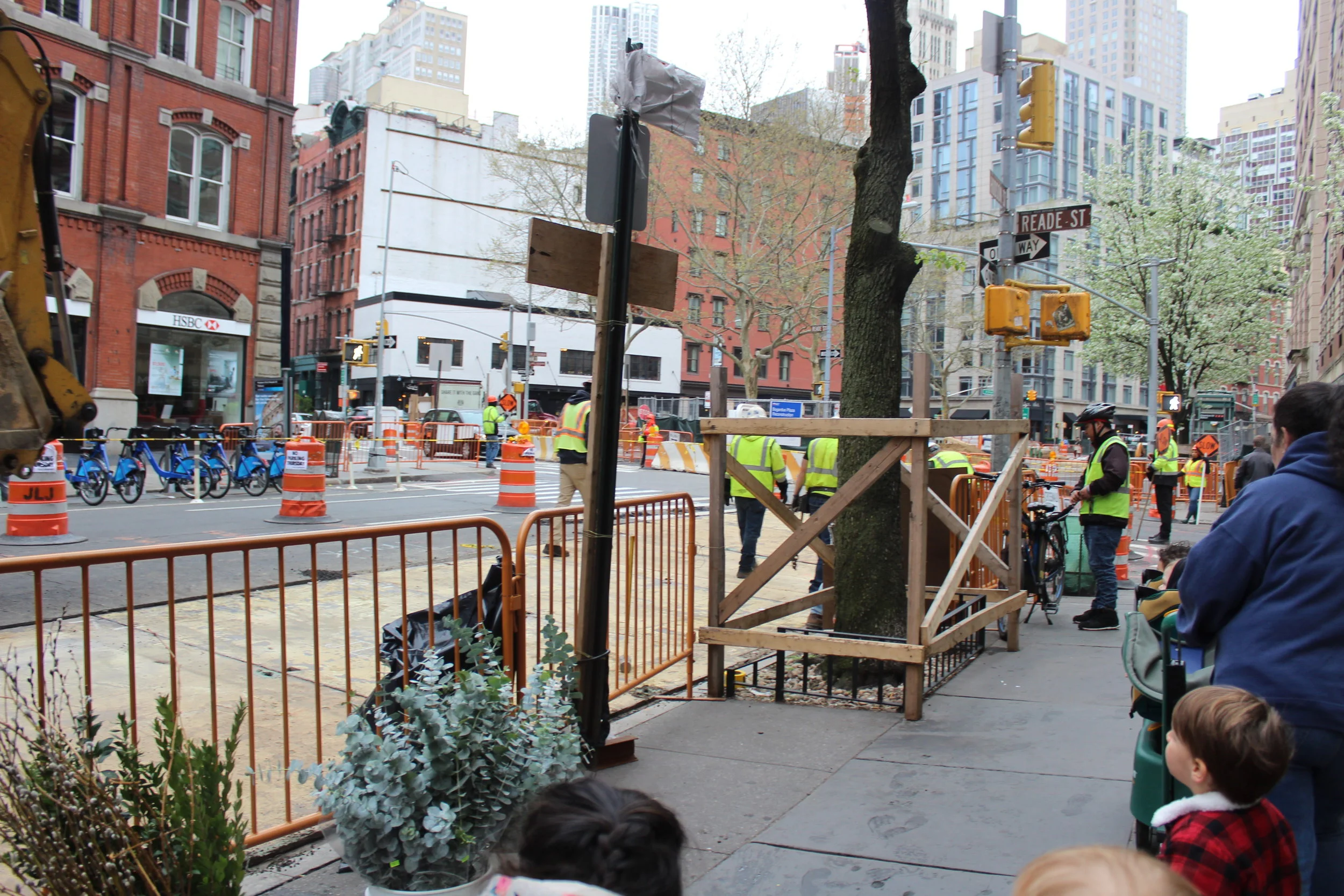  There was a change, and the children noticed it immediately.&nbsp; They articulated that it had leaves, green leaves. As we continued walking and observing our environment, the children appeared excited to see construction workers and an excavator!&