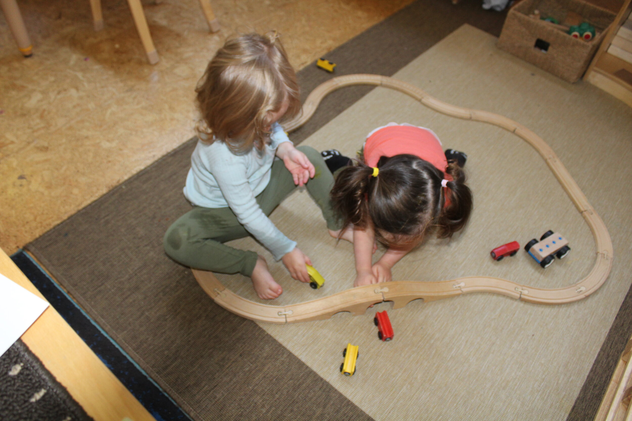  Young children learn through play. Trains give children a chance to experience many forms of play. For example, children can engage in pretend play as they reenact and simulate real-life using trains, vehicles they probably have come in contact with