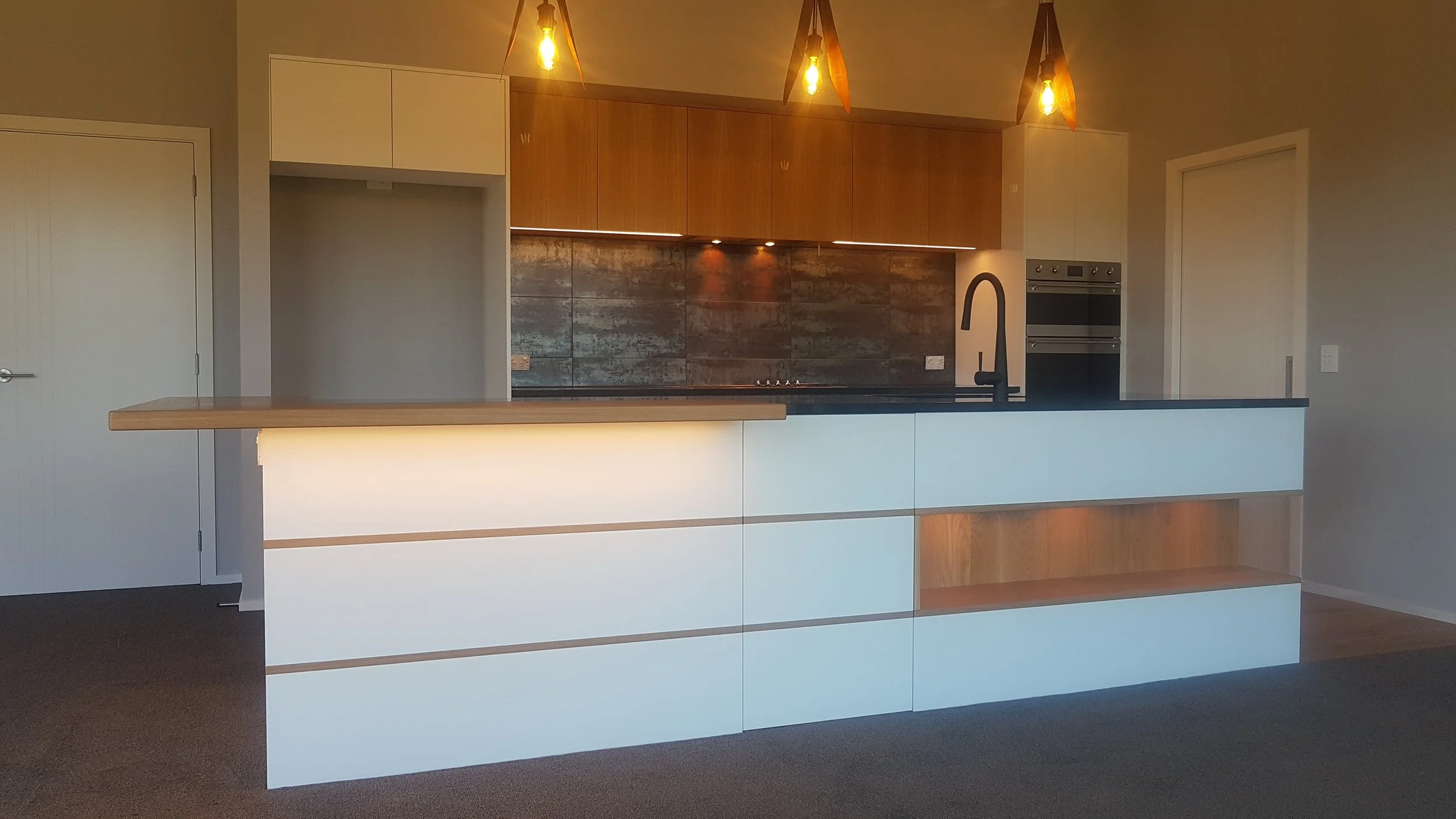 Black, white and wood kitchen