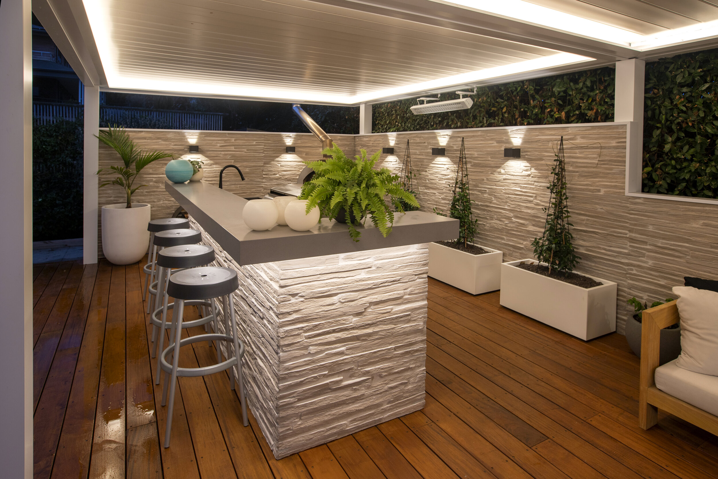 Outdoor Kitchen 5
