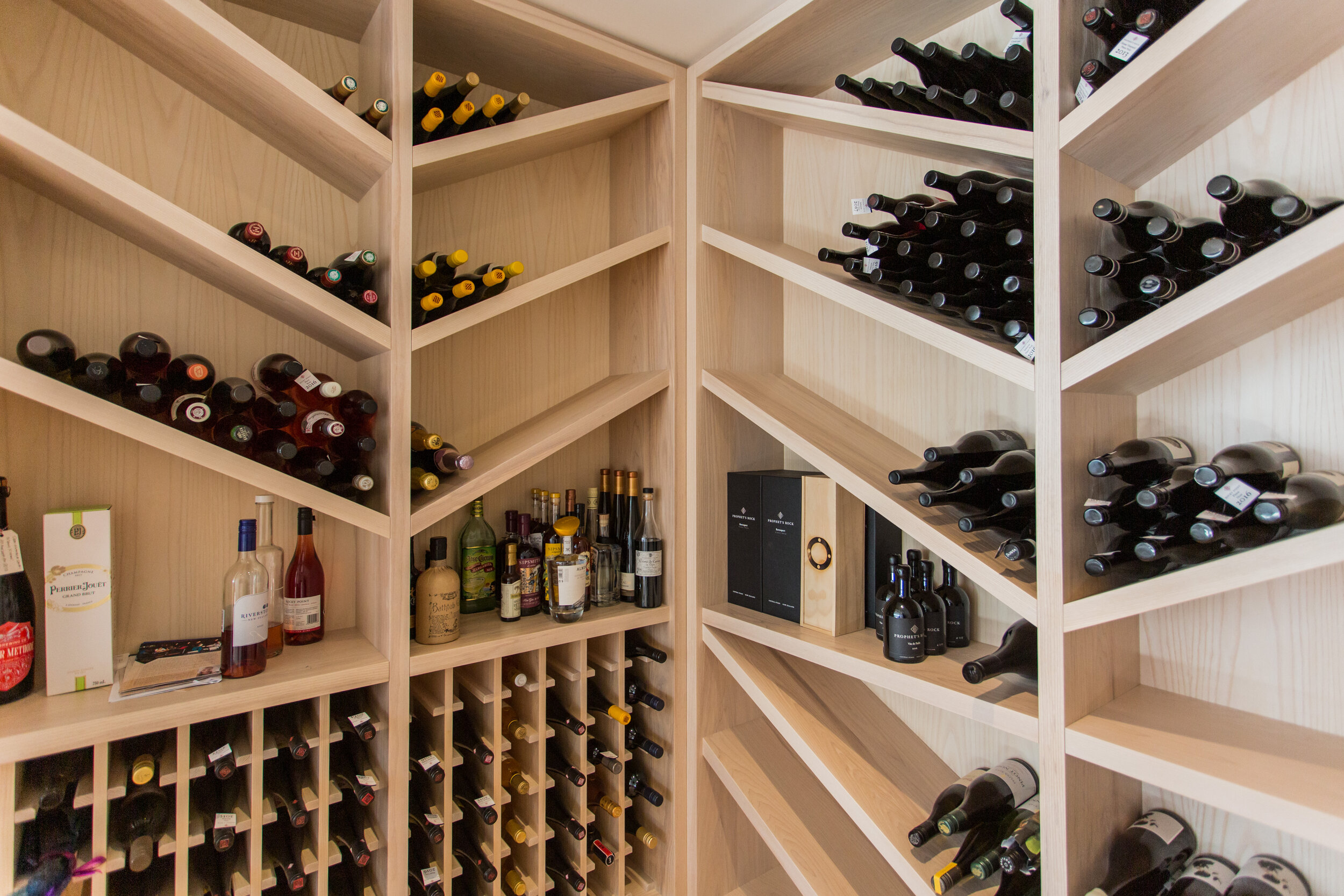 American ash wine rack