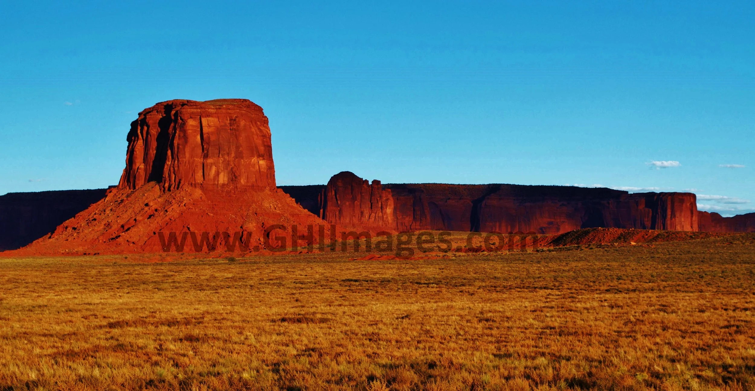 Monument Valley_Color_2010_(1WM).jpg