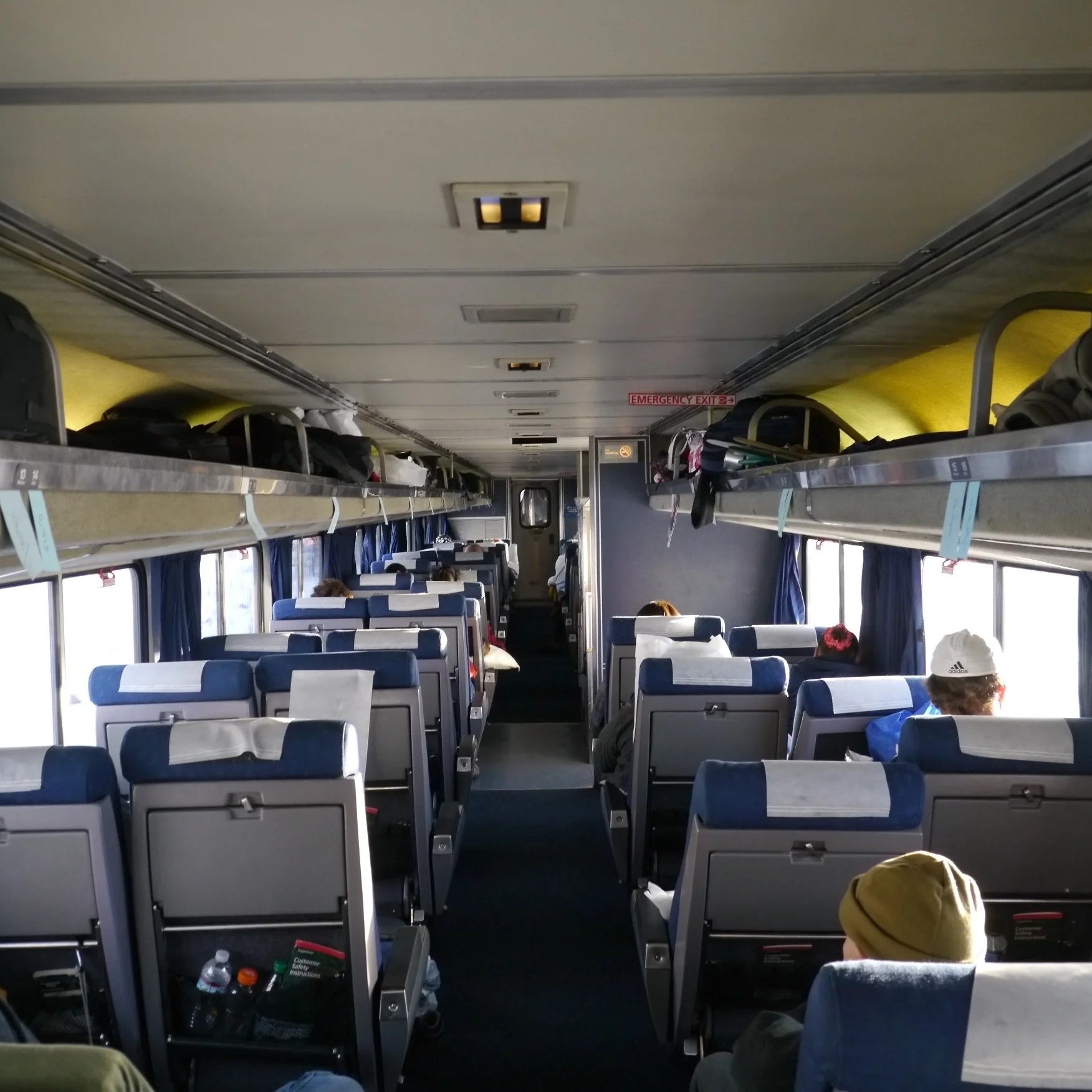 Amtrak_Superliner_Coach_Car_-_Coast_Starlight.jpg