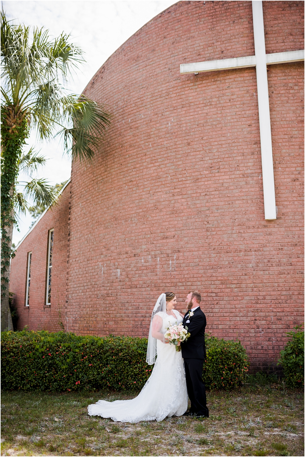 panama city beach florida harpoon harrys wedding kiersten stevenson photography-32.jpg