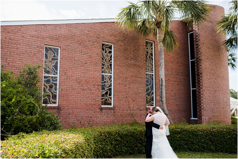 panama city beach florida harpoon harrys wedding kiersten stevenson photography-75.jpg