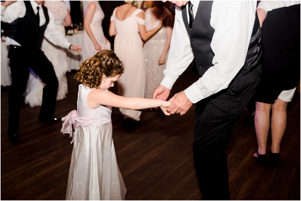 panama city beach florida harpoon harrys wedding kiersten stevenson photography-202.jpg