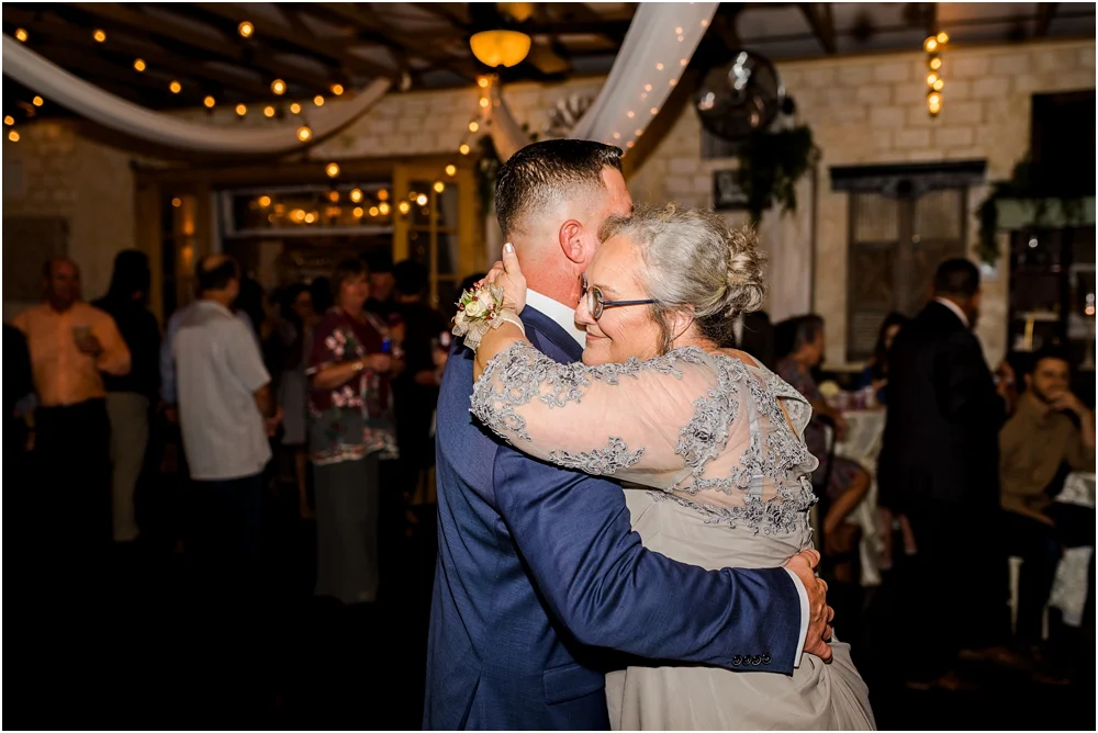 baton-rouge-gabrielle-house-wedding-kiersten-stevenson-photography-153.jpg