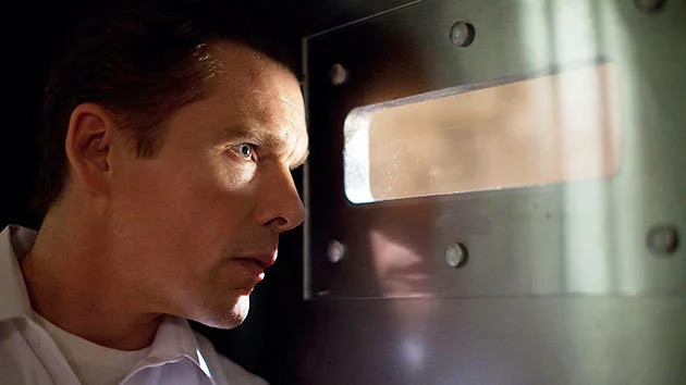 Nice peephole, dickweed...