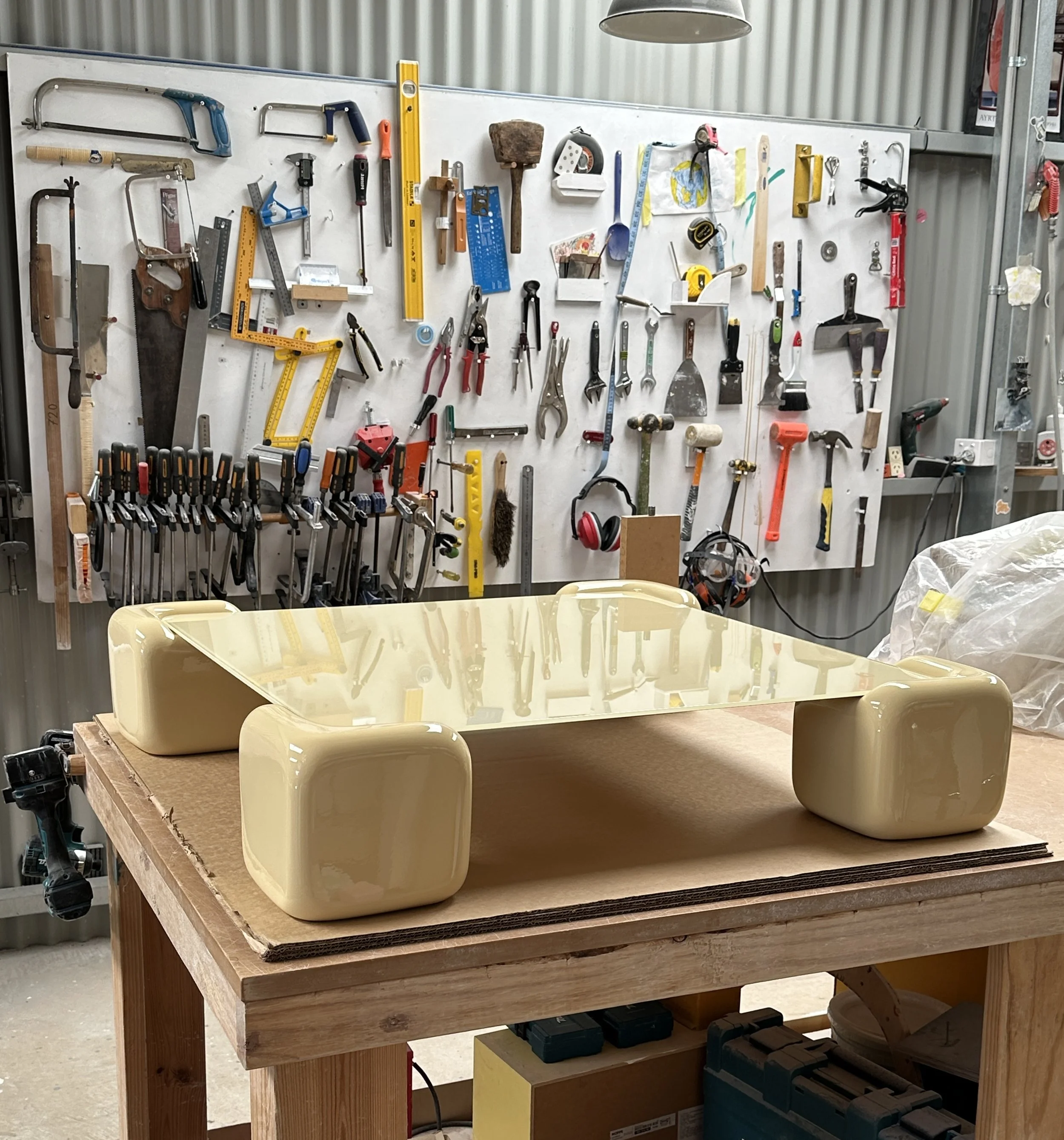 Tavolo Morbido Gloss MILKY TEA BEIGE