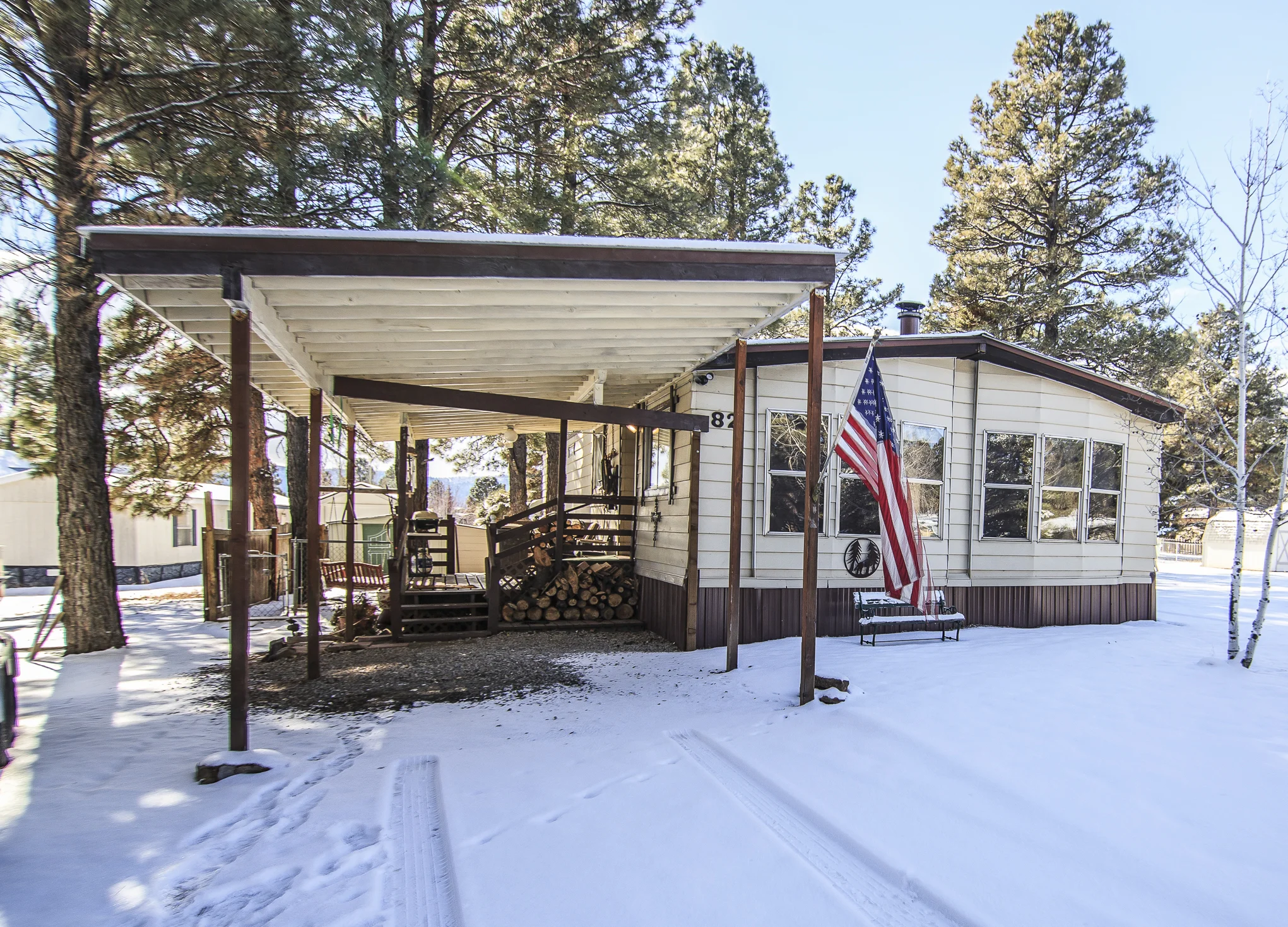 EXT 82 Bonanza JOHNSON CREN--5.jpg
