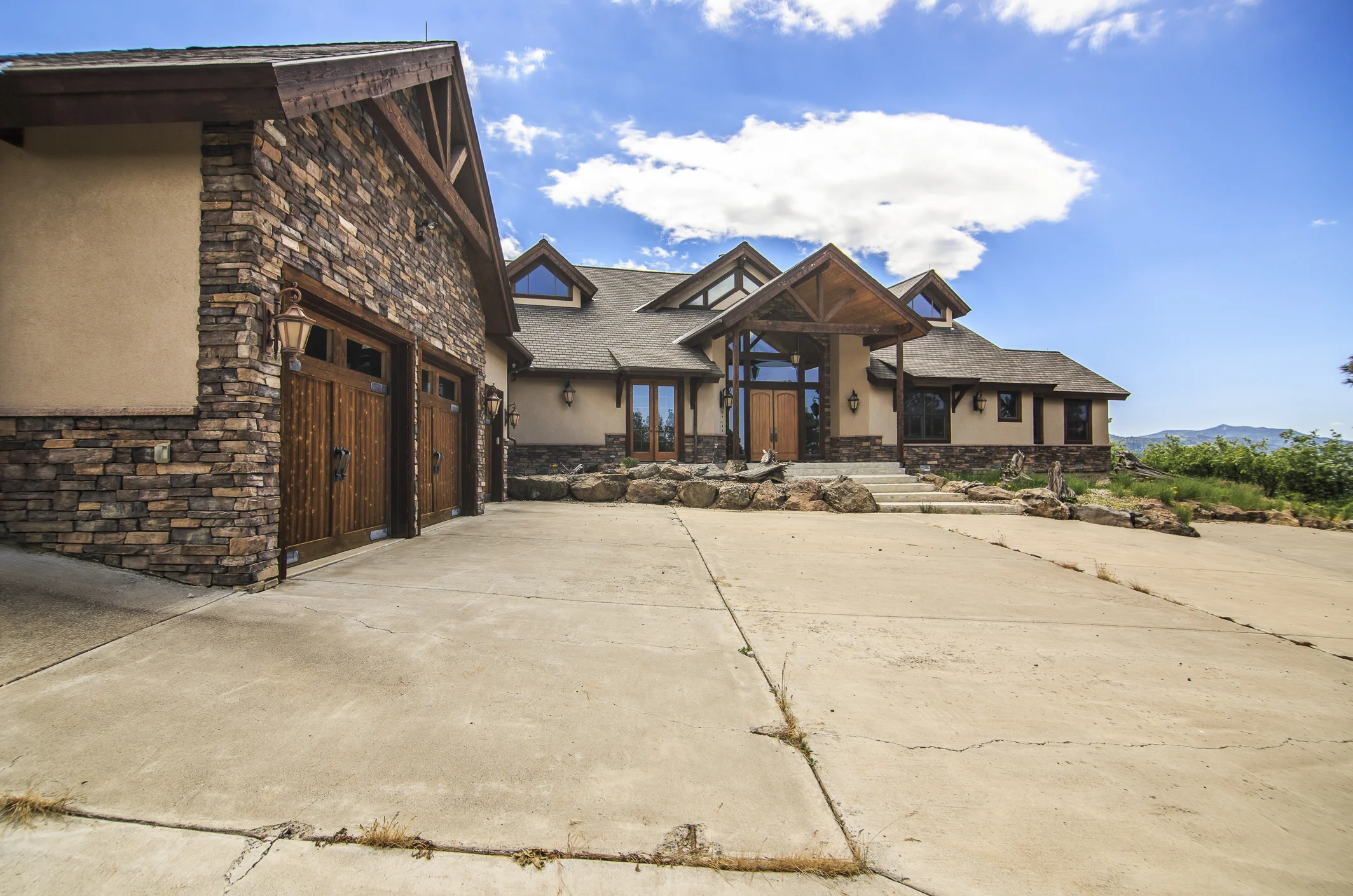 401 Soaring Eagle EXT CREN--4.jpg
