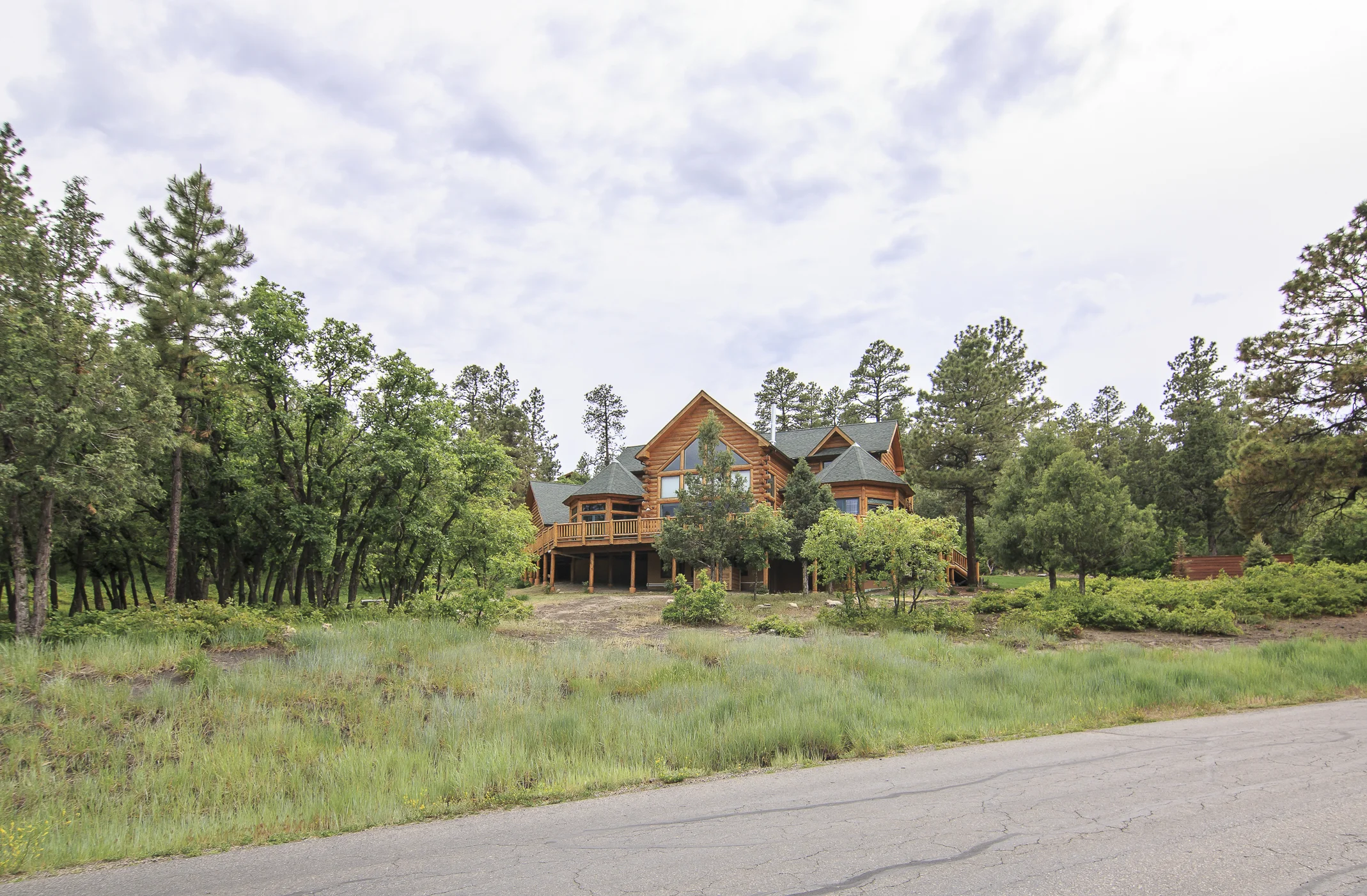 Bristlecone EXT CREN--12.jpg