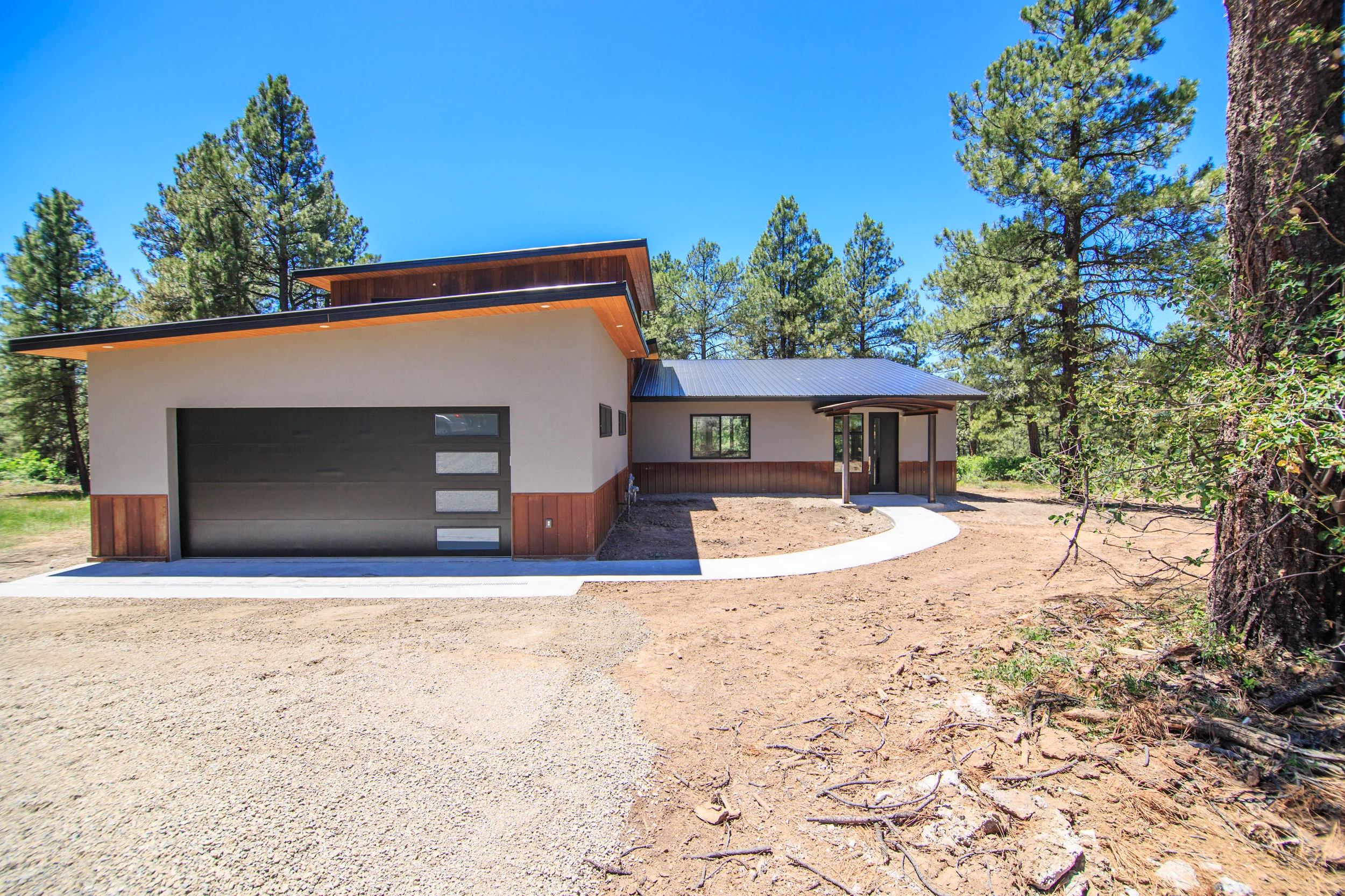 EXT Twincreek Circle --3.jpg