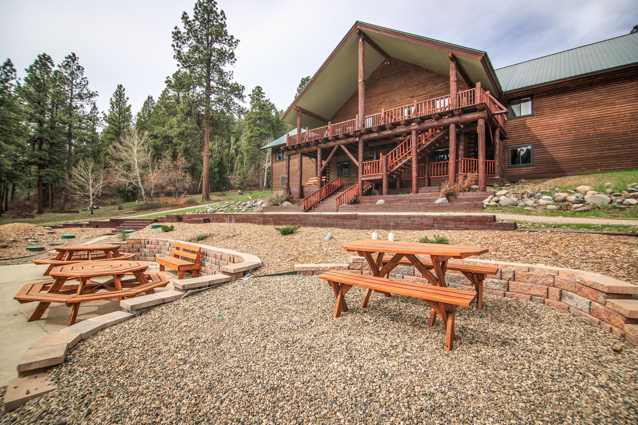 EXT Snow Wolf Lodge CREN--39.jpg