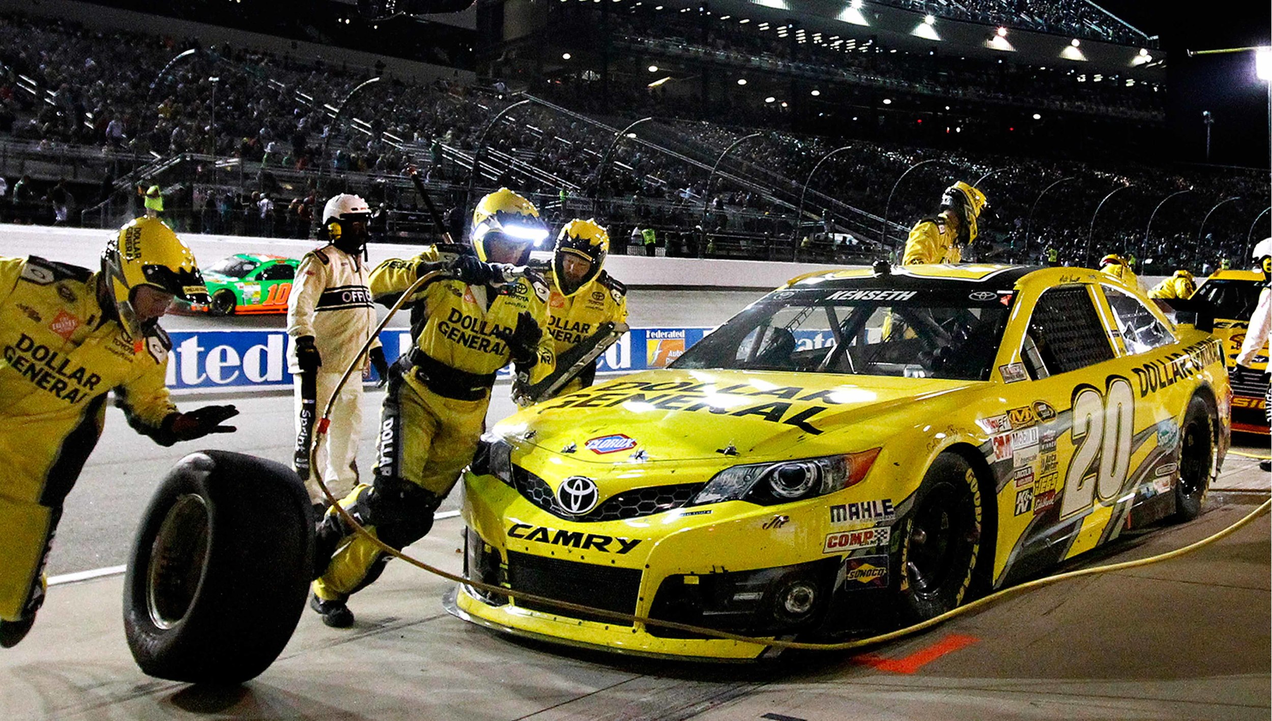 NascarCupCar2013_1.jpg