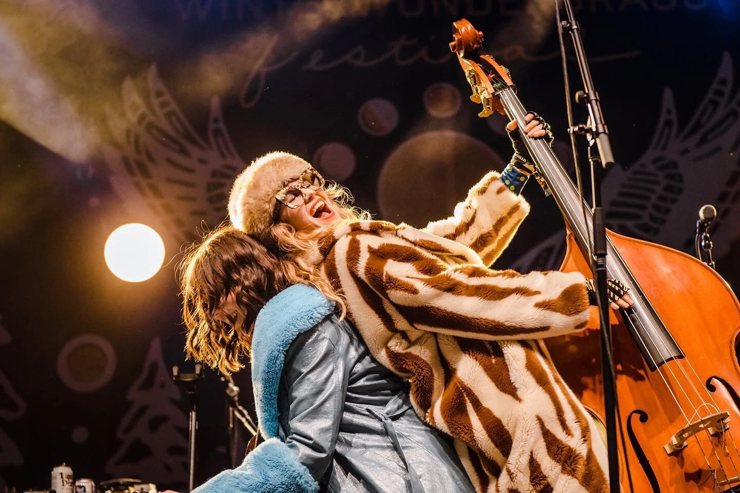 Epic set at Winter Wonder Grass last night! Love this festival and was so stoked to play at WWG Tahoe for the first time! 

📸 @mollymccormickphoto + @voggesser 

#bluegrass #mollytuttleandgoldenhighway #apresski #winter #uprightbass #winterwonderwom