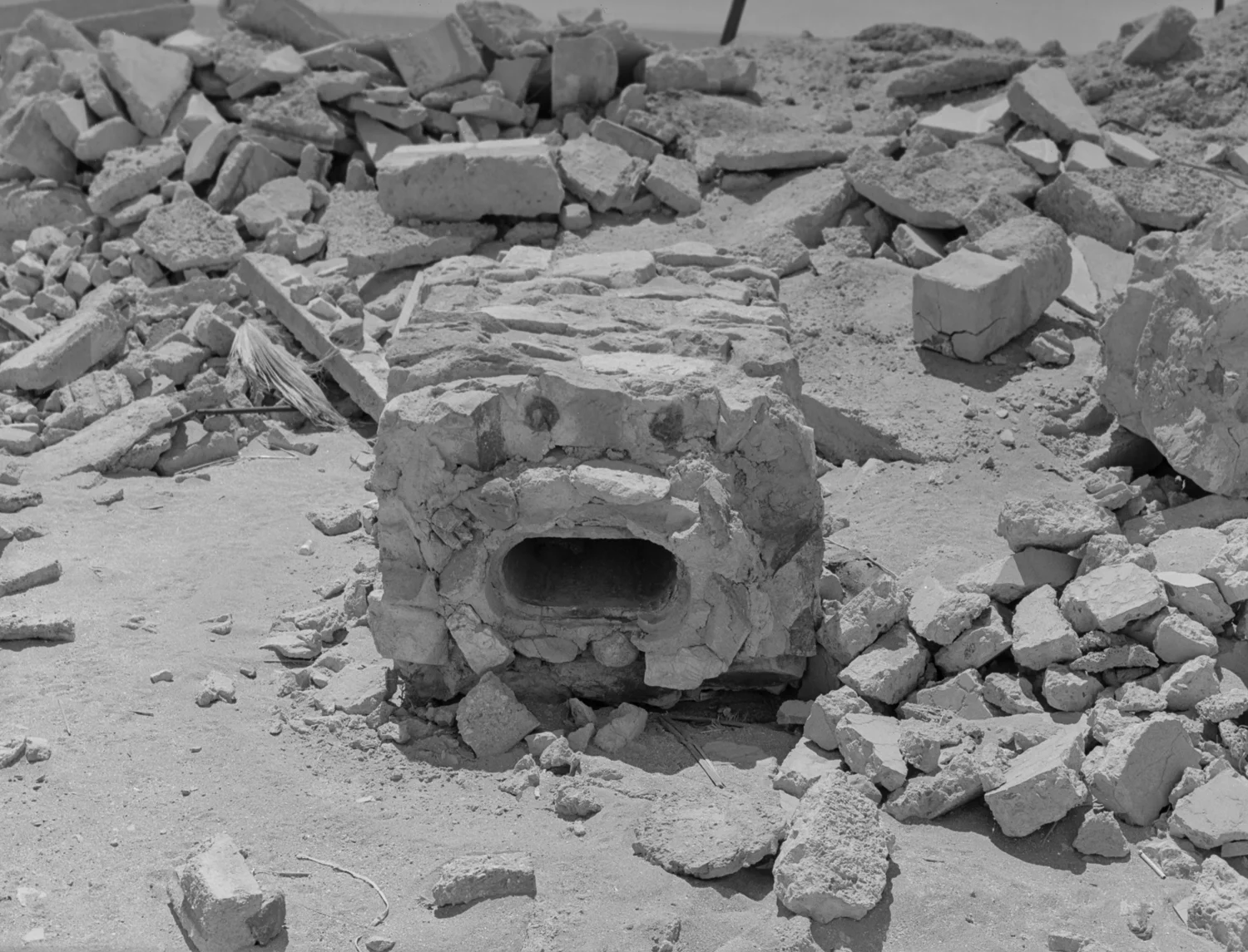 28 Aug 2016, Chimney, Bombay Beach, Salton Sea, CA. Pentax 645, Tri-X 400, Developed (D76) and Scanned by me.
