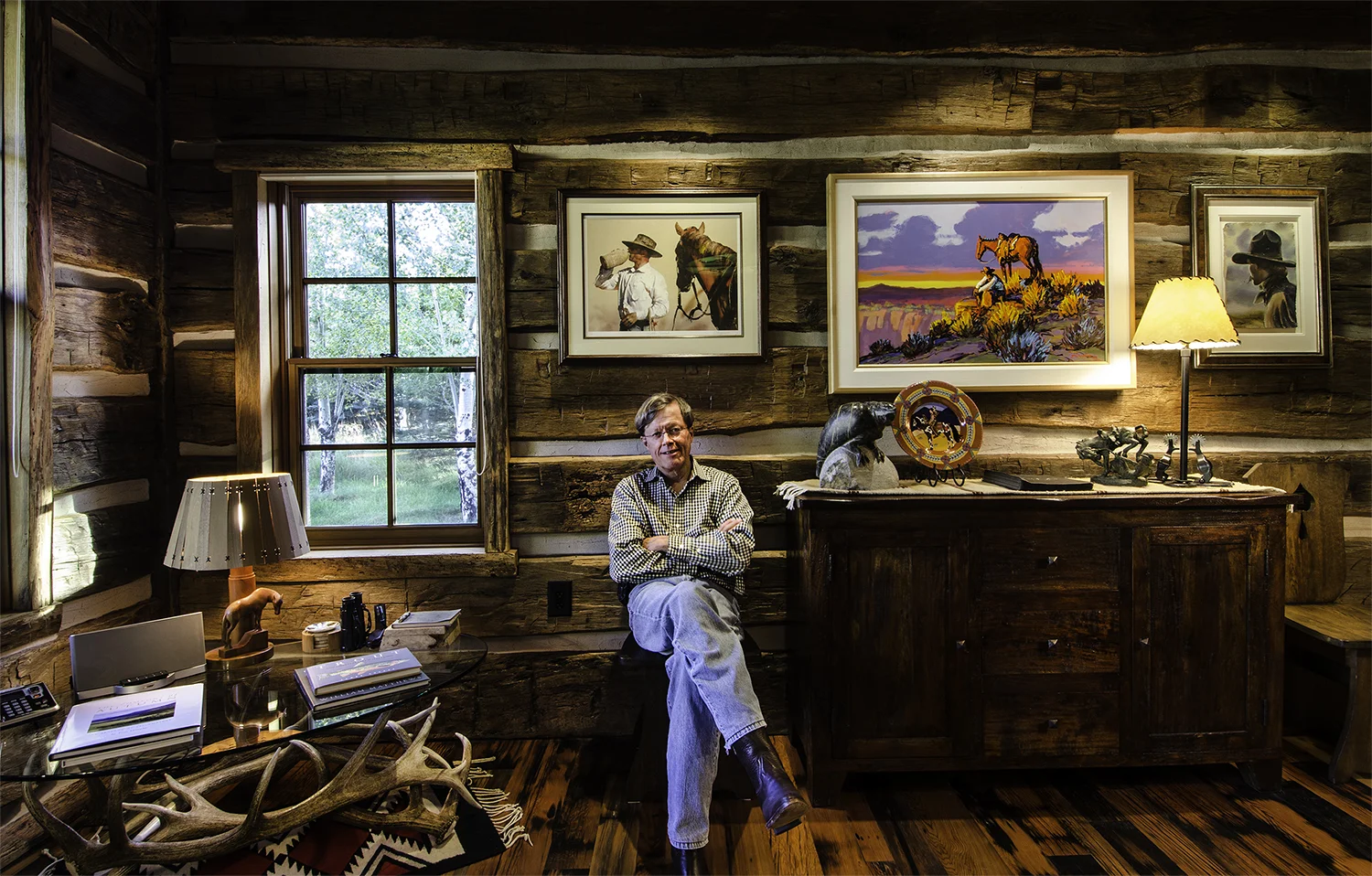  Bob was a gracious host and  model . 