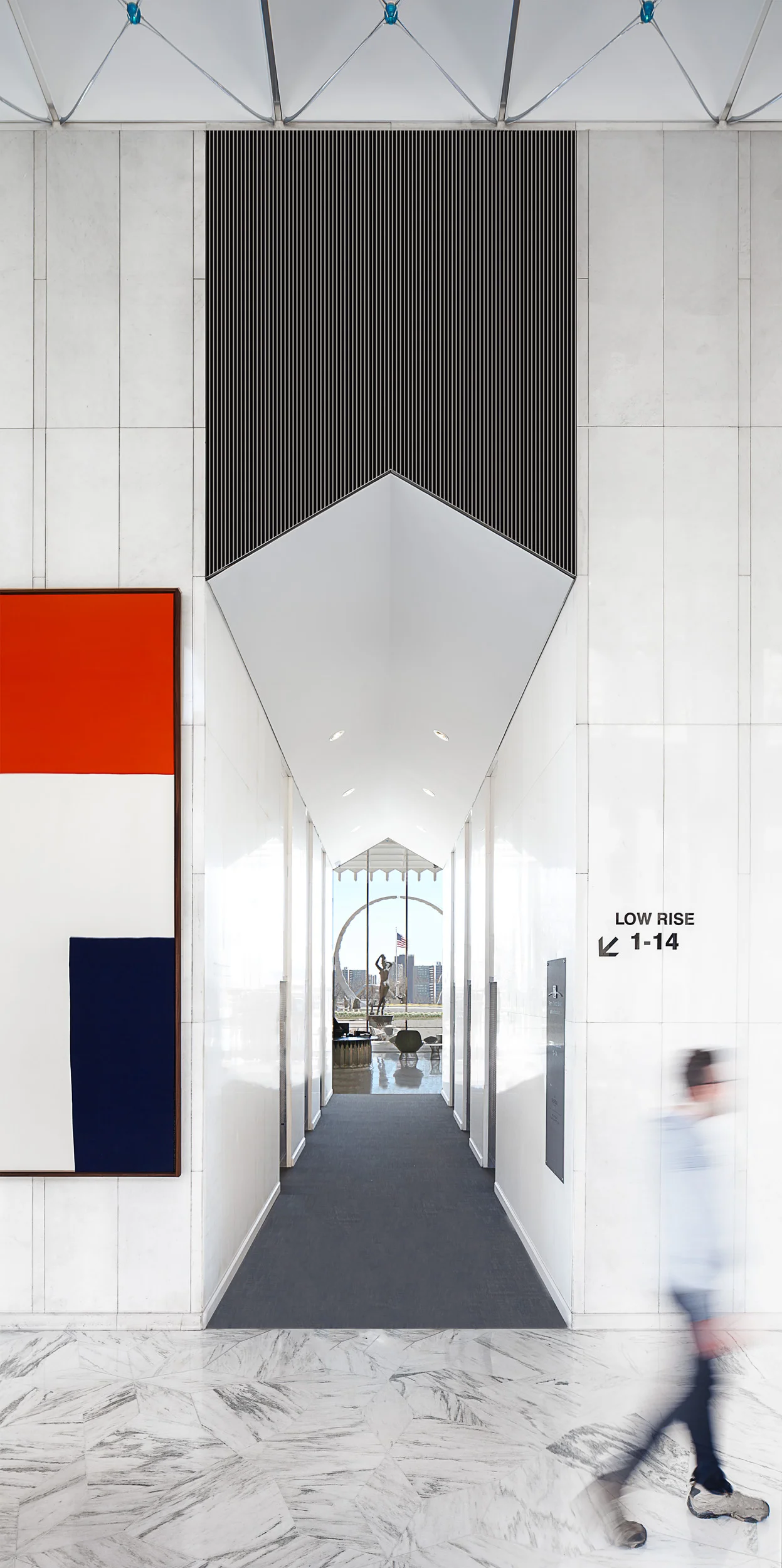 One Woodward Avenue building in downtown Detroit, Michigan. Designed by architect Minoru Yamasaki in 1963 for the Michigan Consolidated Gas Company.