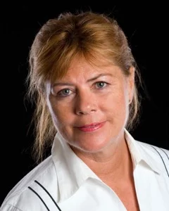 Dawn Nichol.jpeg