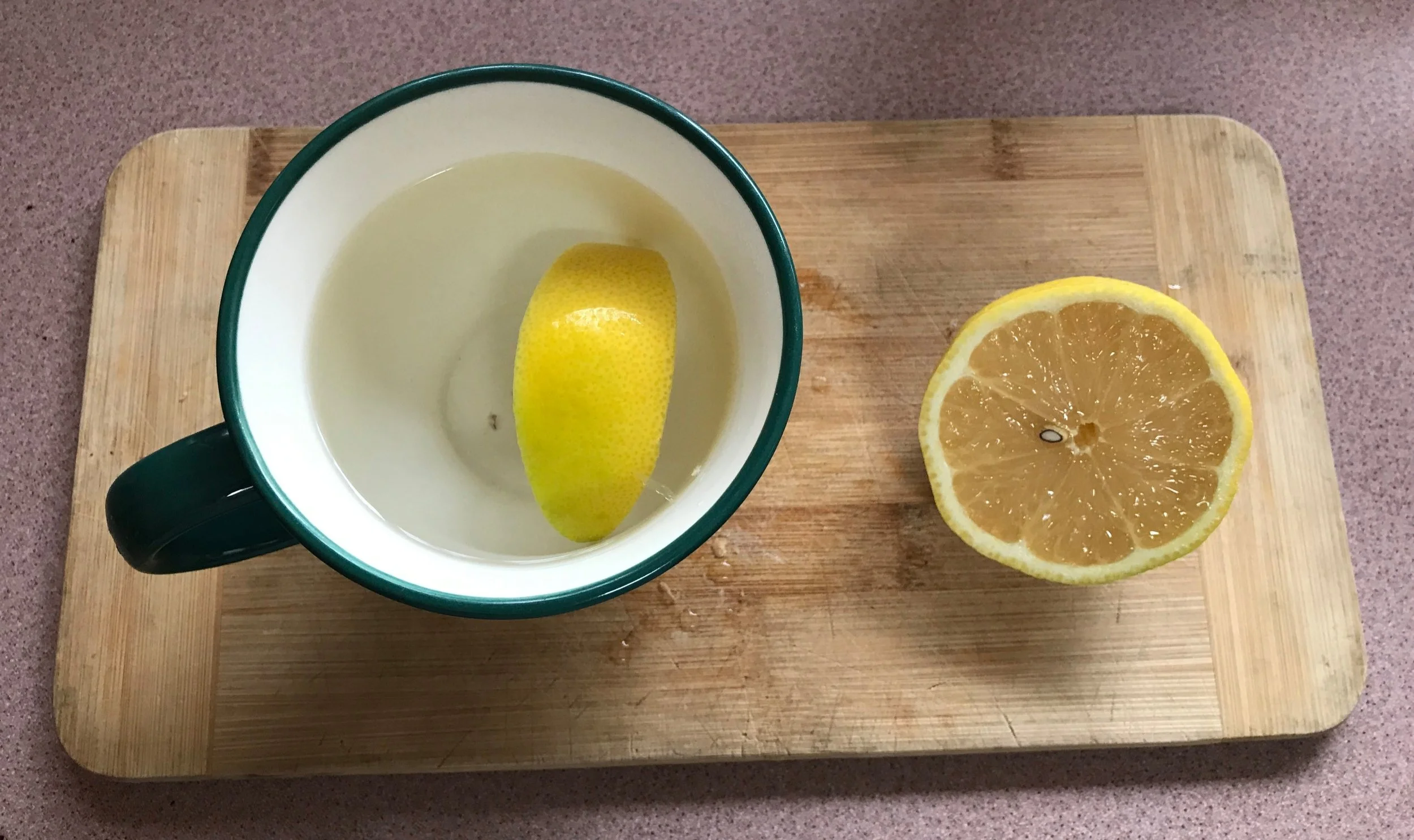lemon+water.jpg