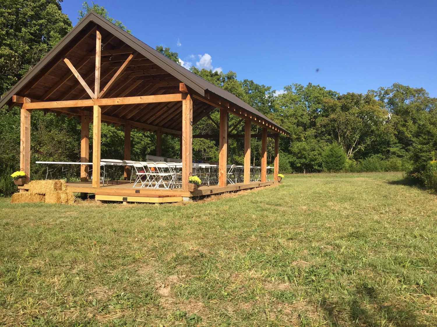 Rustic Wedding Indiana Outdoor — Sugar Creek Retreat, image size:1500x1125