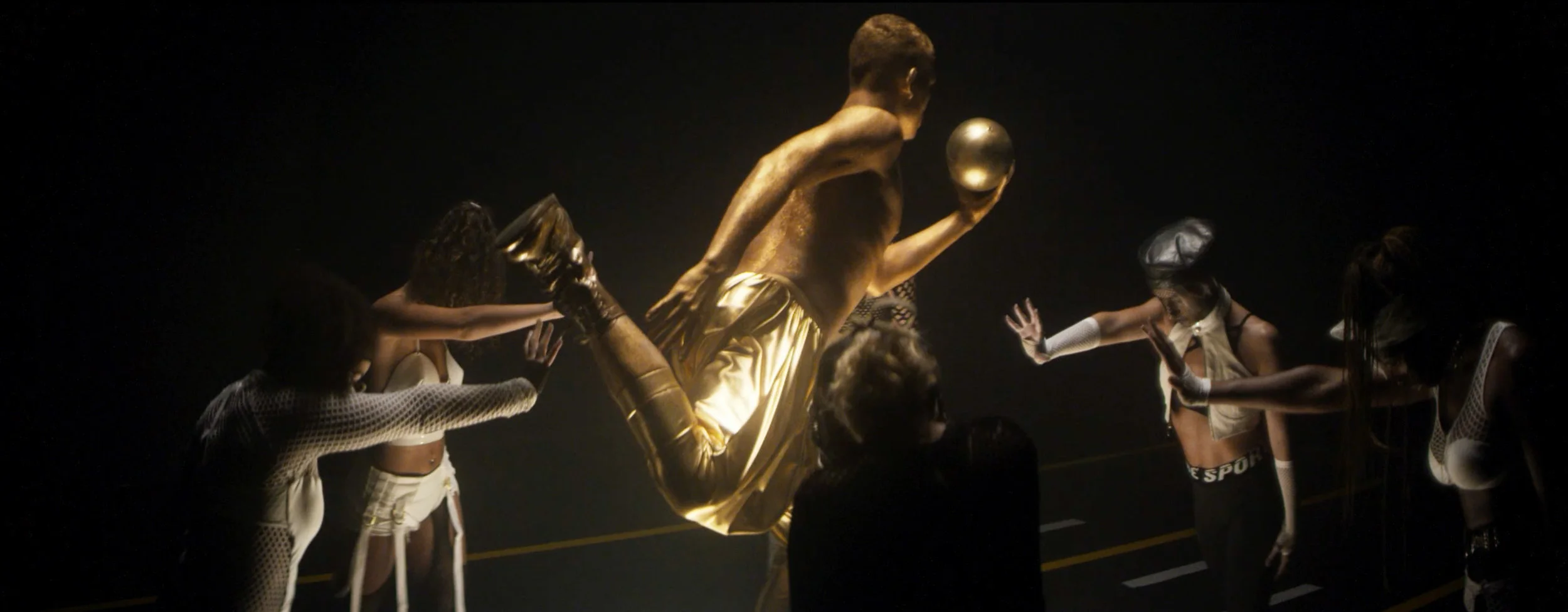 Stills from "Hustle" (feat. Gizzle) by Daphne Willis