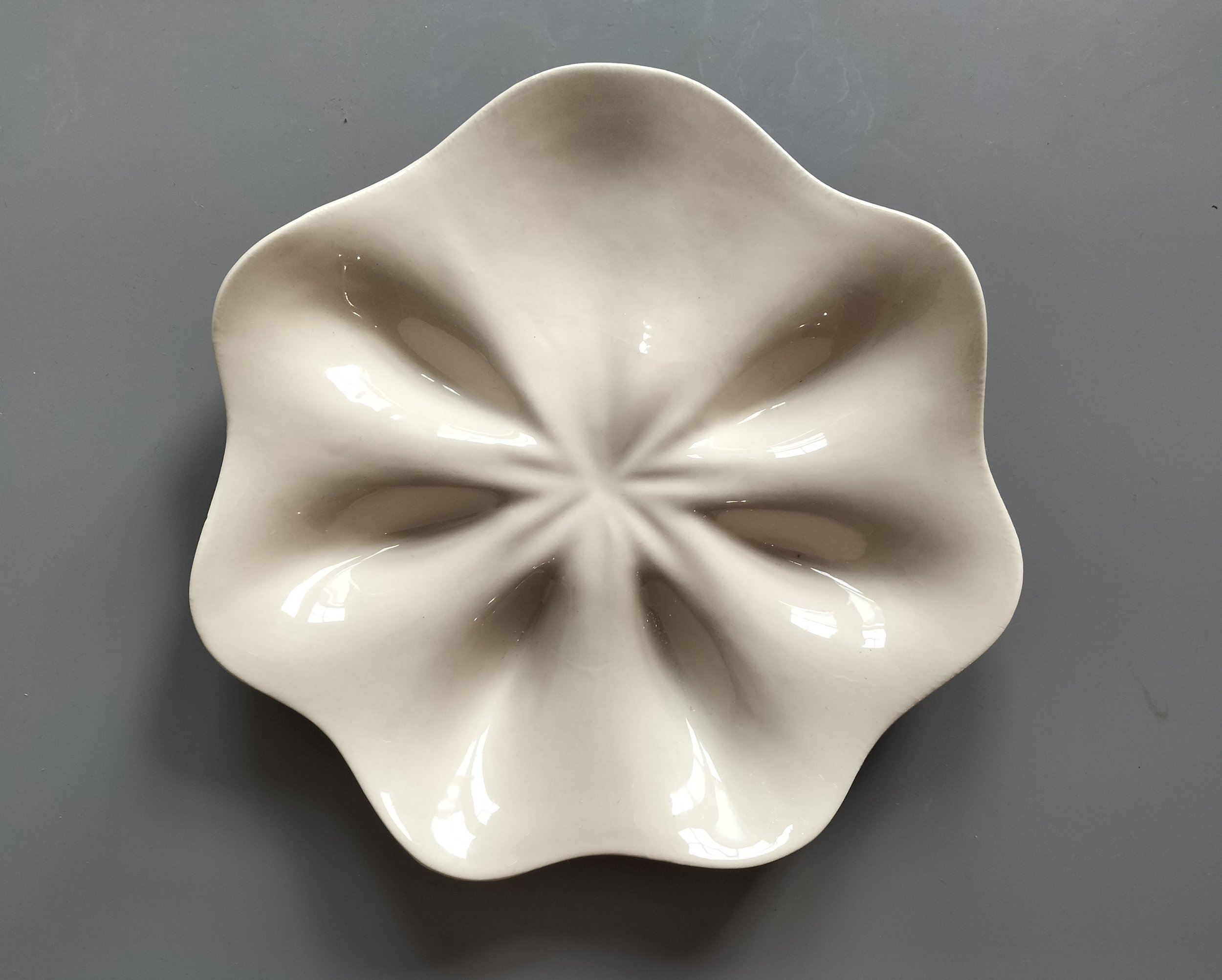 clear Garnish oyster plate.jpg