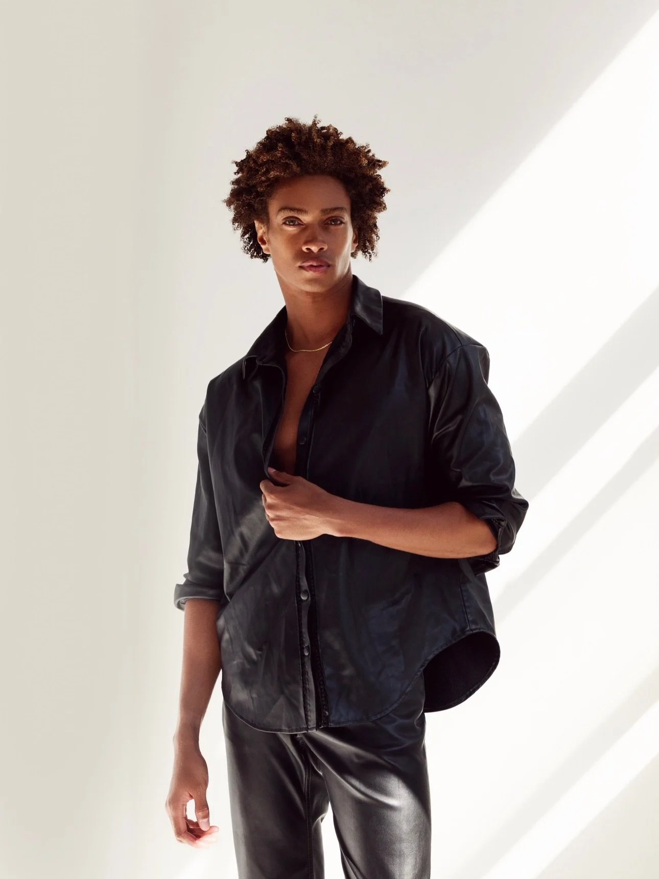 Say, Nikki, let me ask you a question: Do you shoot men?
.
.
.
#nicolemondestinphotography #nycphotographer #nycblackfemalephotographer #portraitphotographer #mensportrait