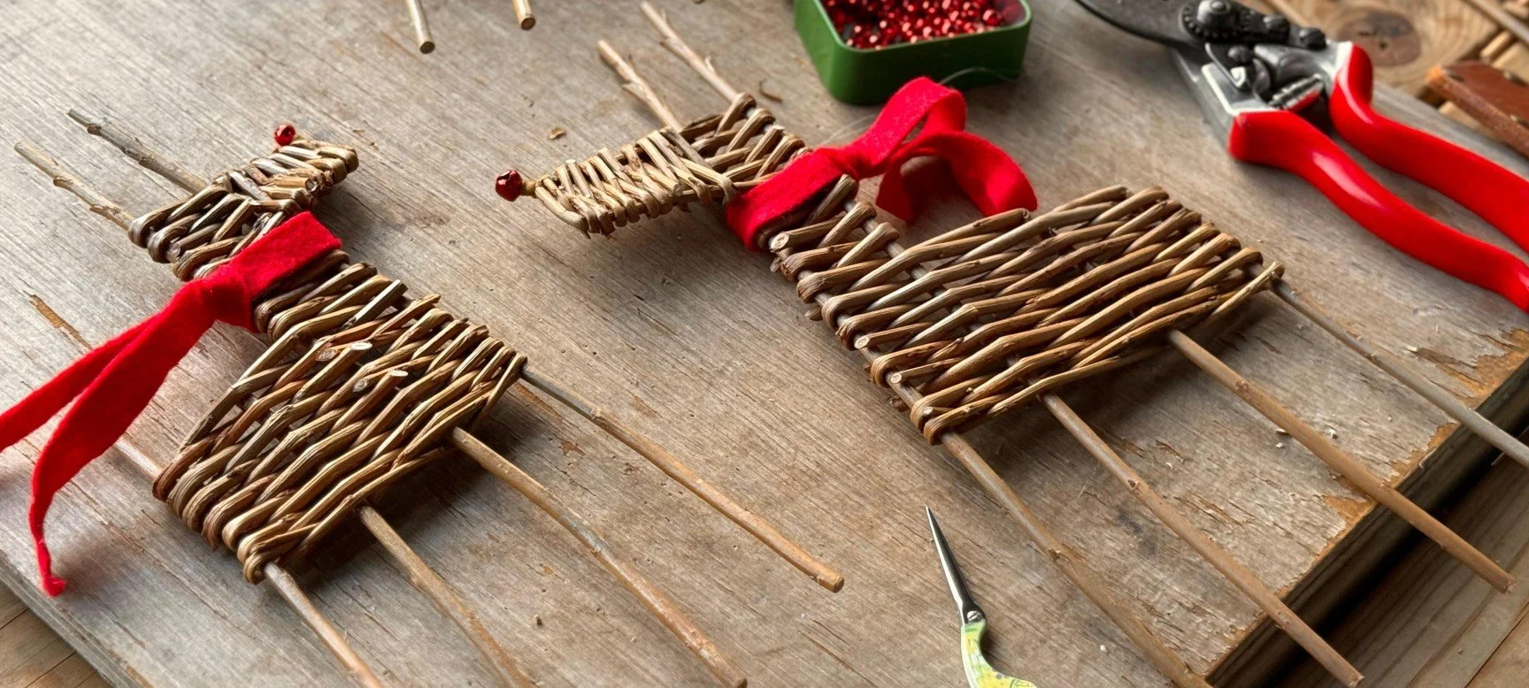 Weave a Willow Reindeer