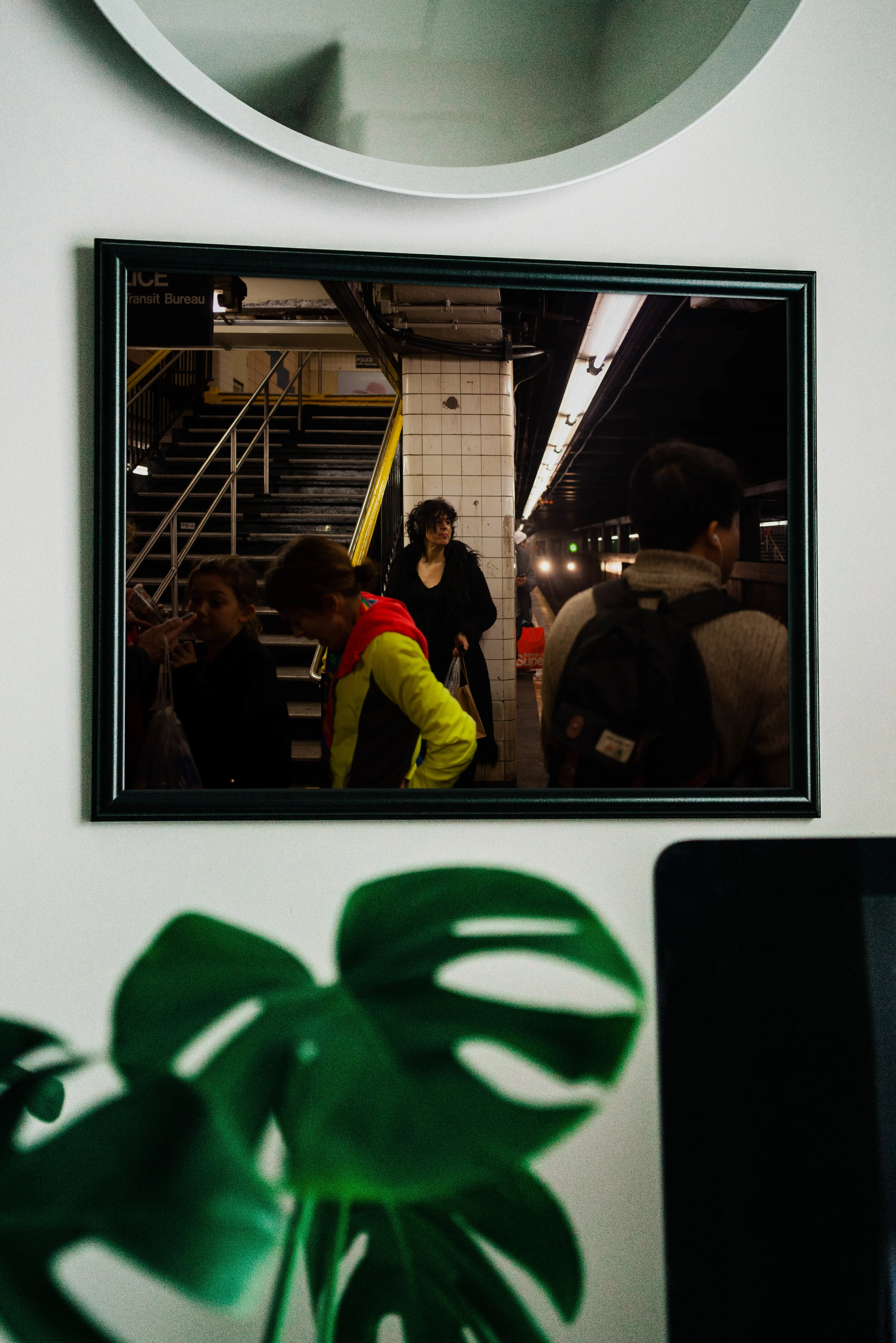 Black picture frame on wall (3).jpg