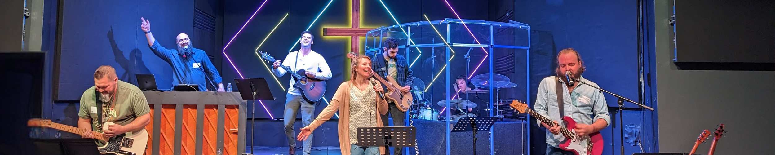 website banner (2500 x 500 px) (1).png