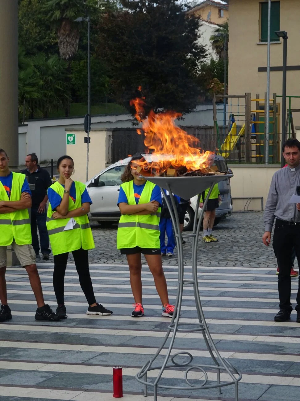 Tanti ragazzi, un solo cammino, un solo fuoco che arde - Fiaccolata 2017