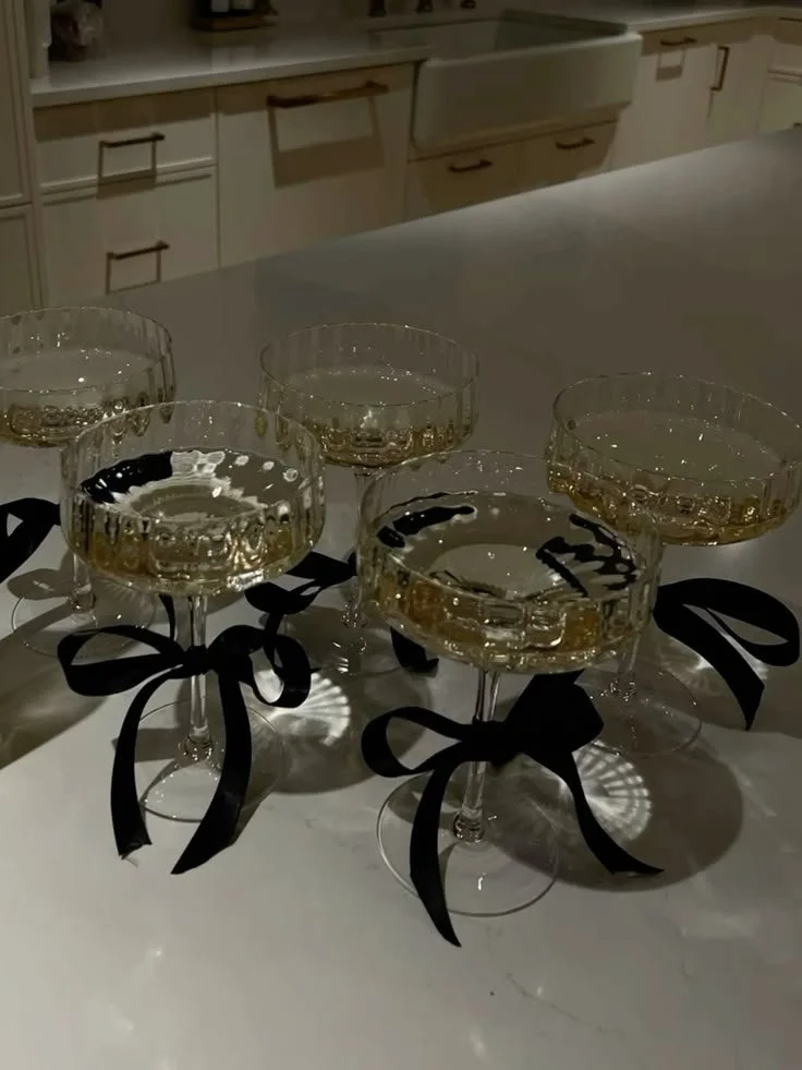 Акции в январе