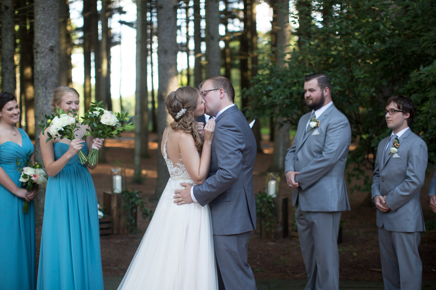 Michigan-Wedding-Photographer-Light-Garden-Photography-49.jpg