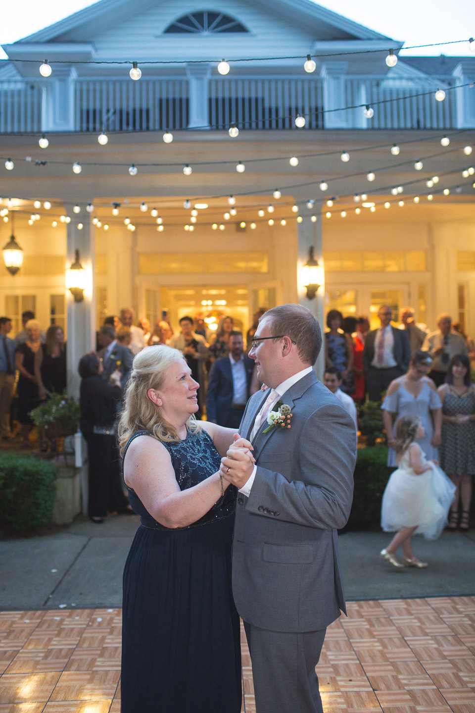 Michigan-Wedding-Photographer-Light-Garden-Photography-73.jpg