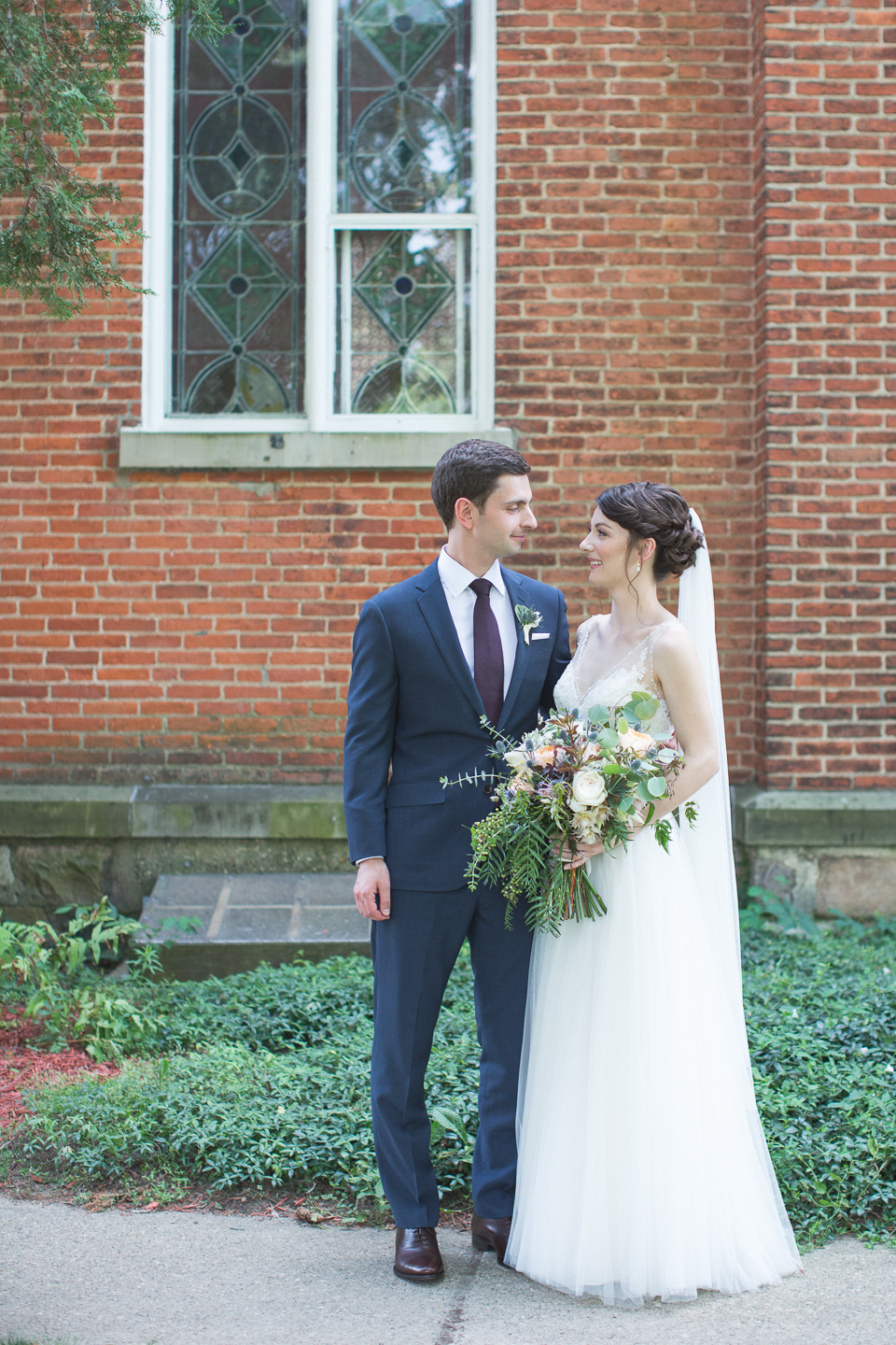 Michigan_Wedding_Photographer_Light_Garden_Photography_36.jpg